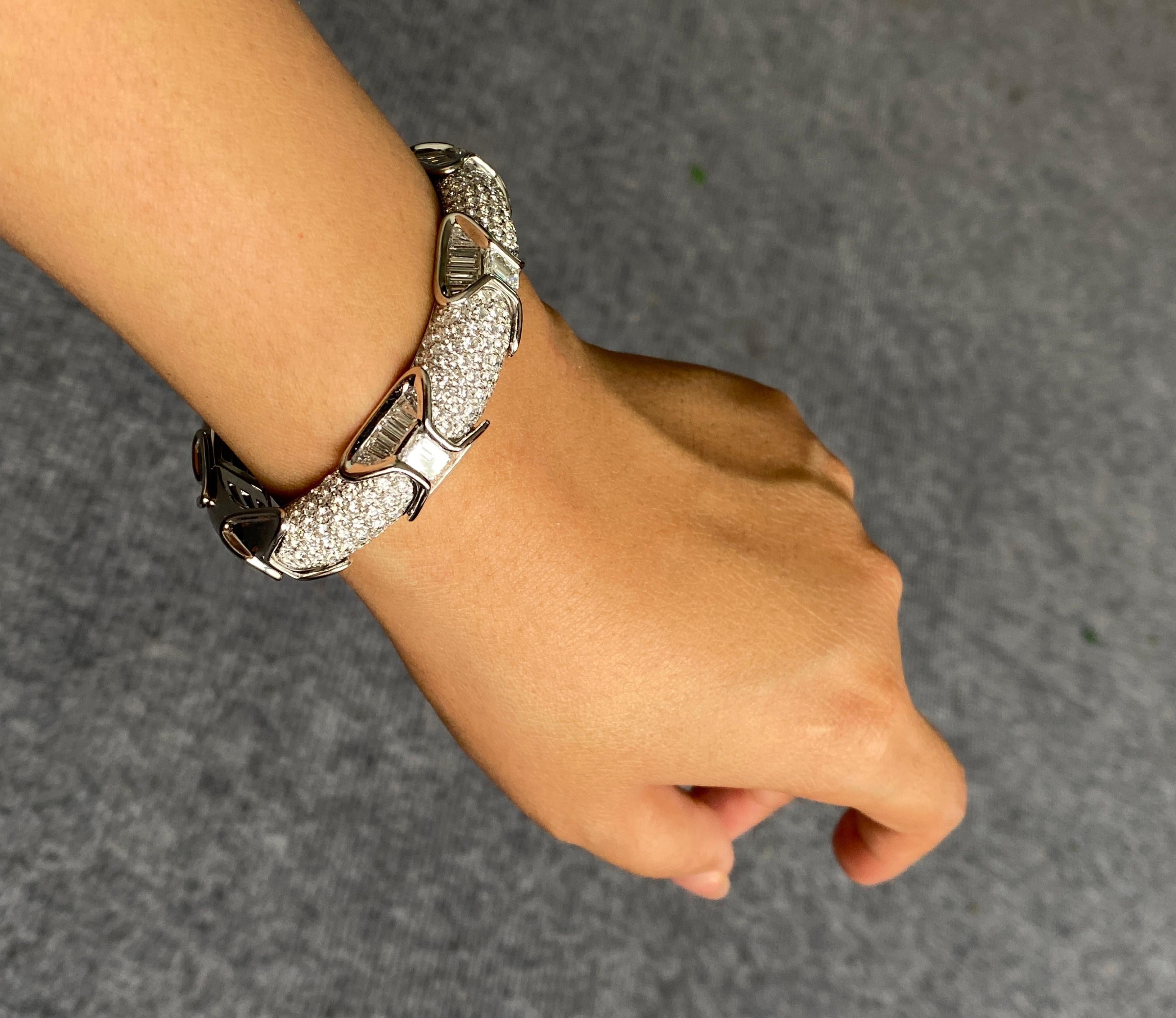 Donna Bracciale con diamante da 13,87 carati e oro bianco 18K in vendita