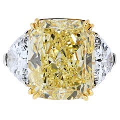 13.89ct Elongated Cushion Cut Fancy Yellow Three Stone Diamond Engagement Ring 13.89ct Elongated Cushion Cut Fancy Yellow Three Stone Diamond Engagement Ring