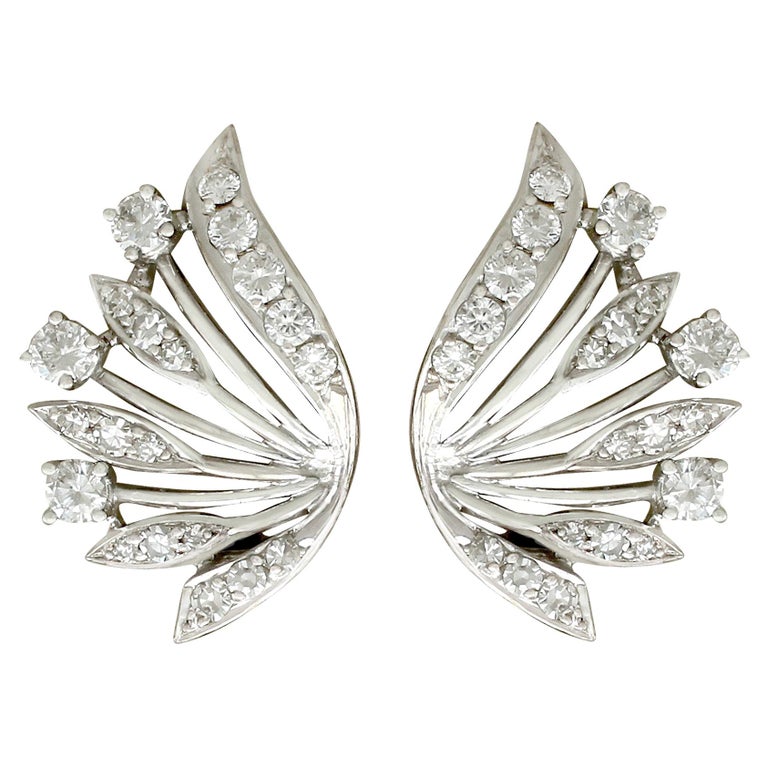 1.39 Carat Diamond and White Gold Clip-On Earrings For Sale at 1stdibs