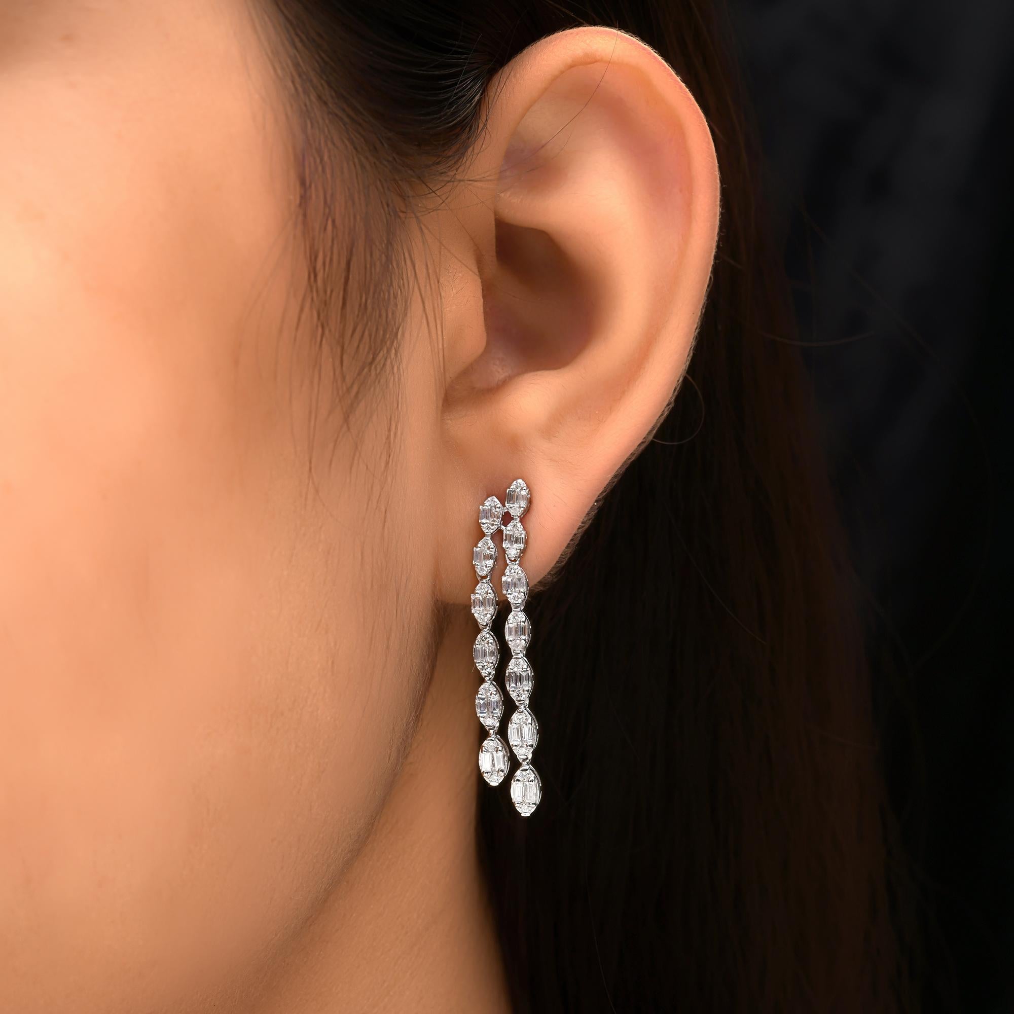 Women's 1.39 Carat SI/H Baguette Diamond Earrings 14 Karat White Gold Handmade Jewelry For Sale