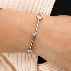 Bracelet manchette jonc en or blanc 18 carats avec diamants taille émeraude marquise de 1,39 carat SI/H