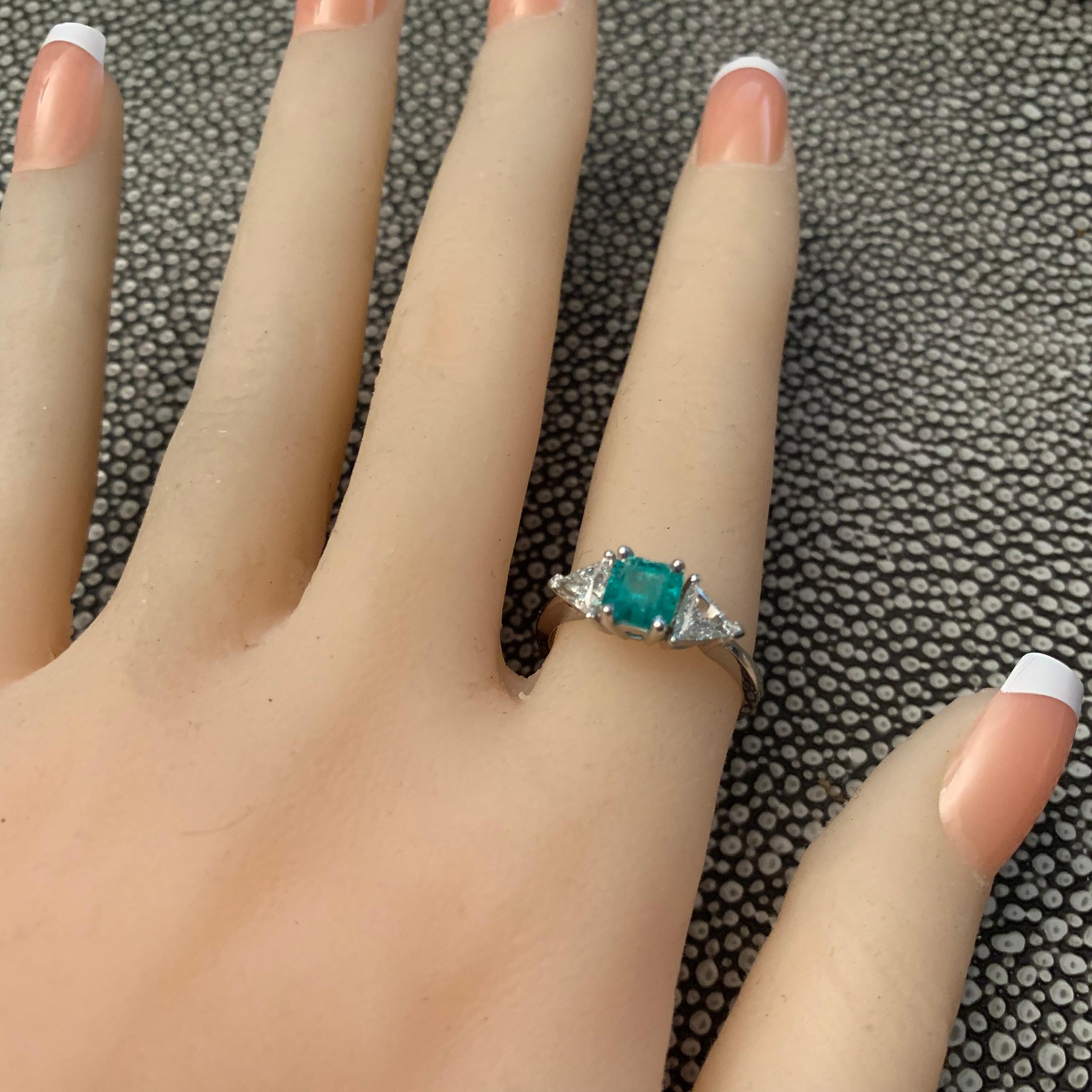 Women's 1.39 Carat Columbian Emerald and Diamond Ring, Ben Dannie For Sale