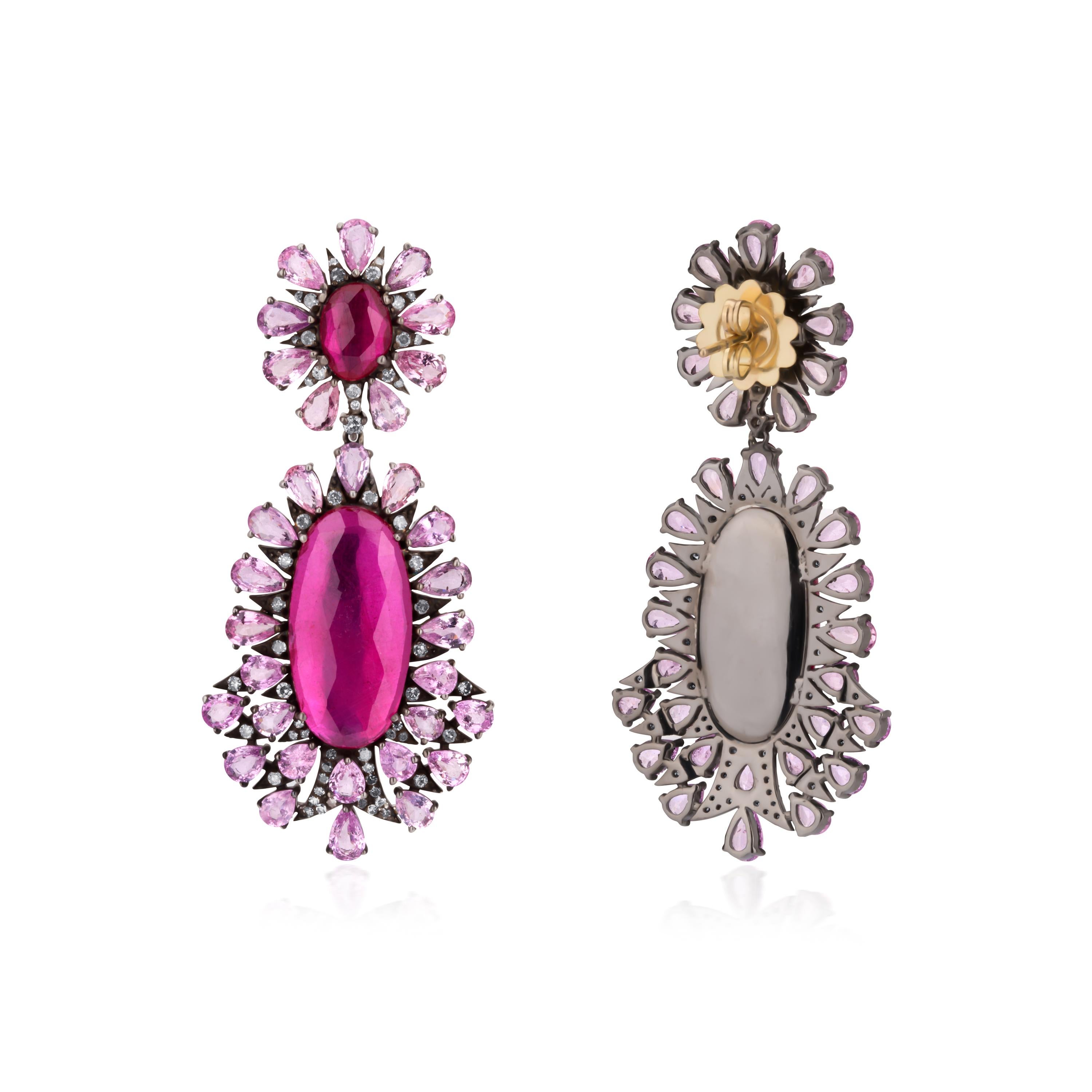 Victorian 30.69 Ct. T.W Ruby, Pink Sapphire & Diamond Dangle Earrings In New Condition In New York, NY