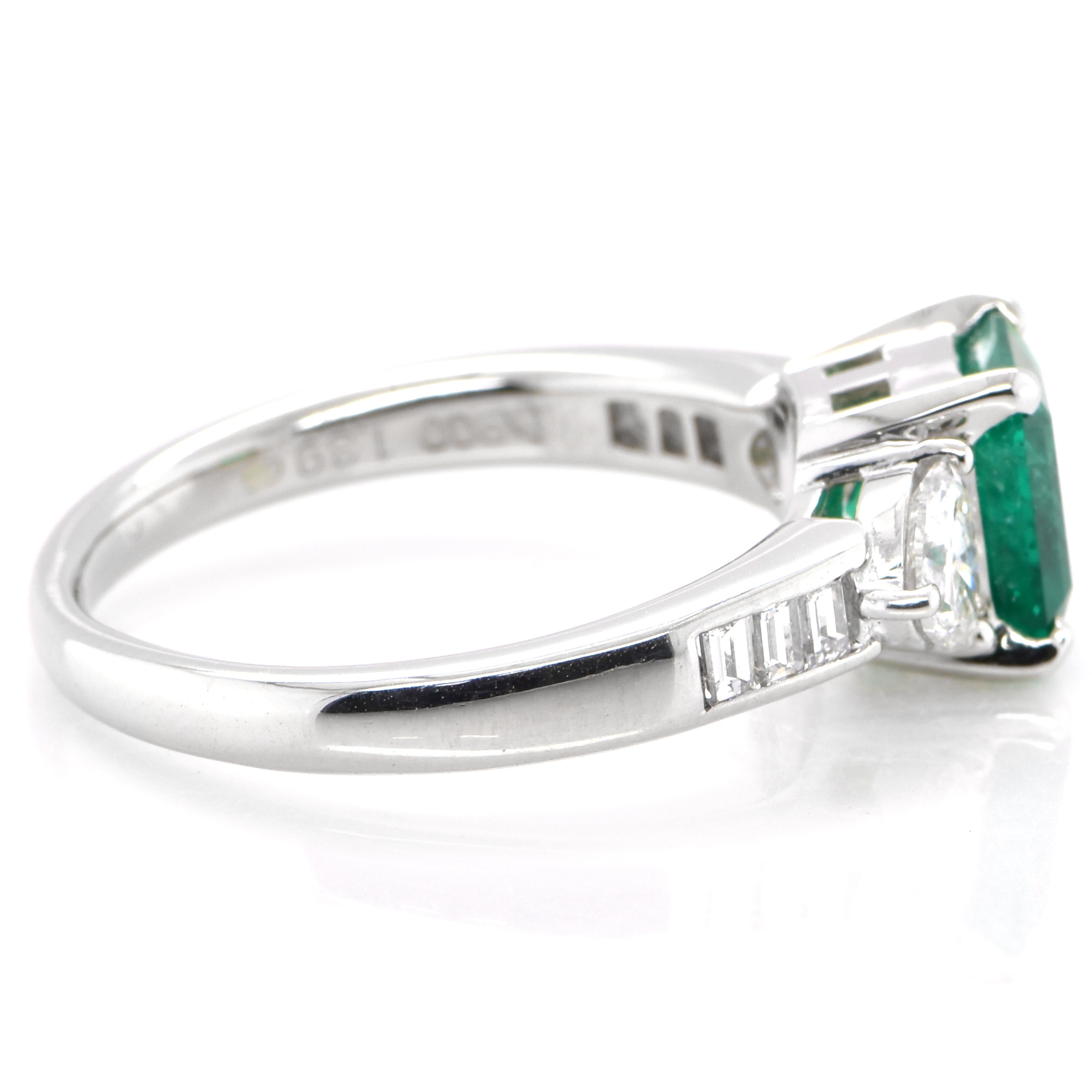 Modern 1.39 Carat Vivid Green, Colombian Emerald and Diamond Ring Set in Platinum For Sale