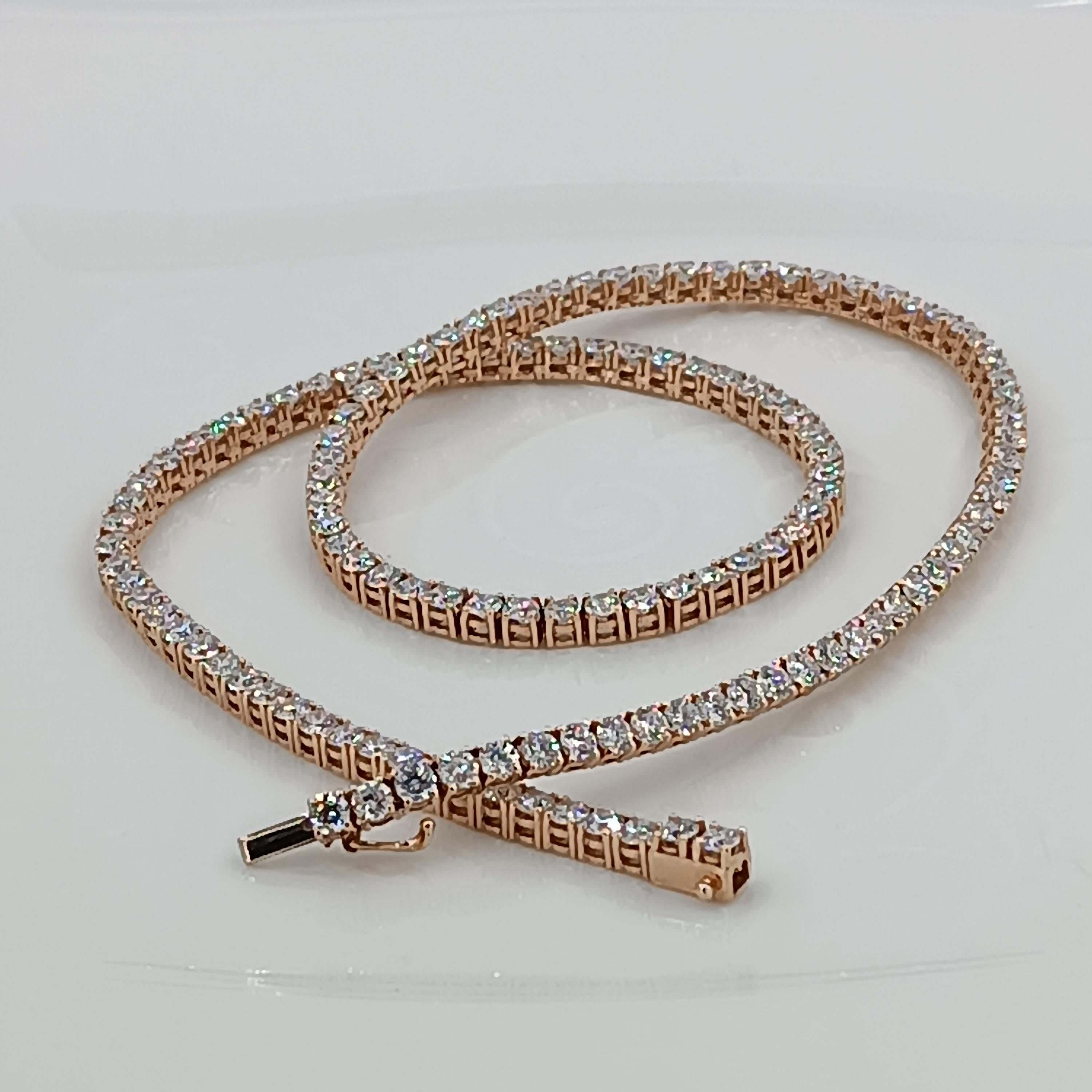 This wonderful 18 carat rose gold tennis necklace boasts 128 VS G color diamonds for a total of 13.9 carats The gold weights is 27.43 grams.
A classic masterpiece made in our workshop in Milano.
any item of our jewelry collection has a dedicated