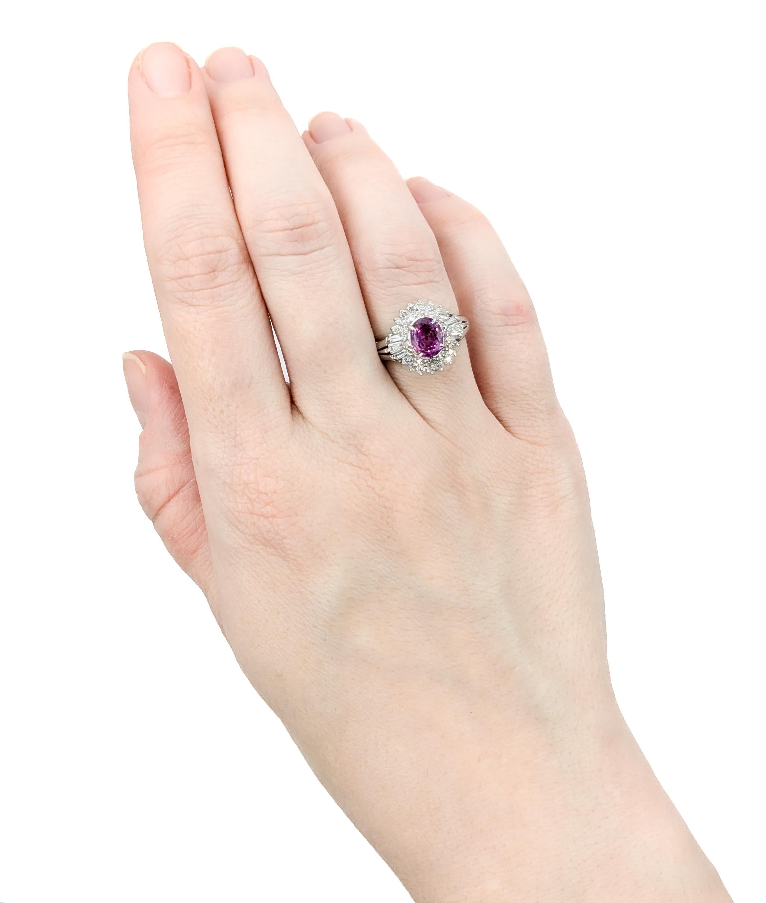 1.39 Natürlicher rosa Saphir & Diamant Ballerina-Ring aus Platin 7