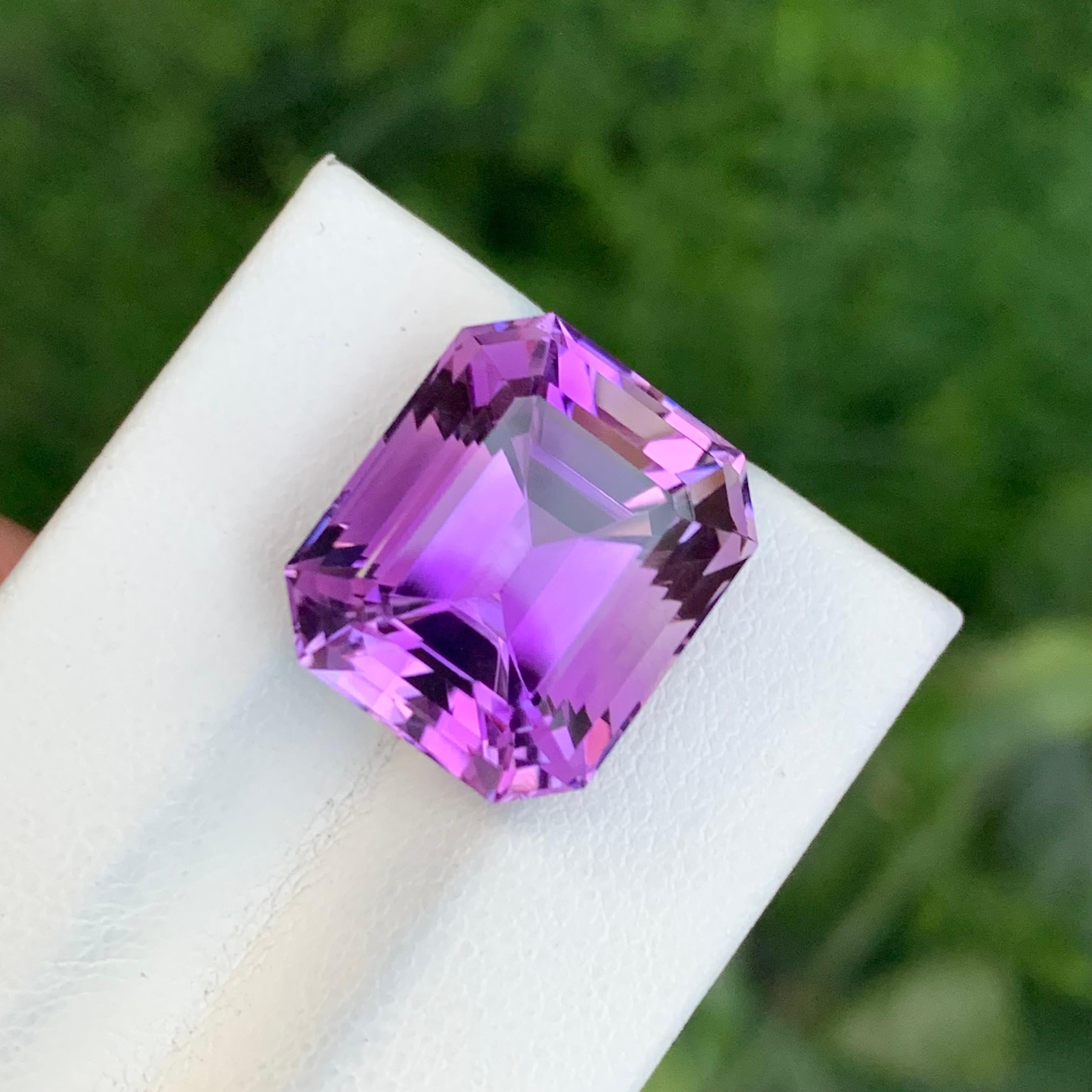 13.90 Karat natürlicher loser Amethyst Smaragd Form Edelstein im Angebot 3
