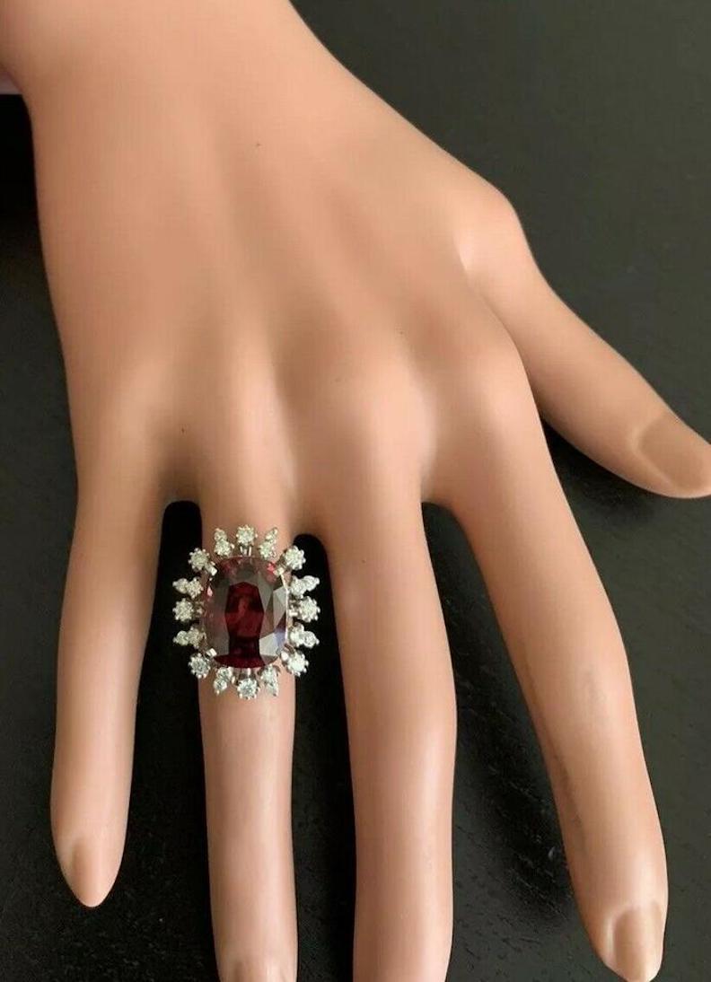 Oval Cut 13.90 Carat Natural Red Zircon and Diamond 14 Karat Solid White Gold Ring For Sale