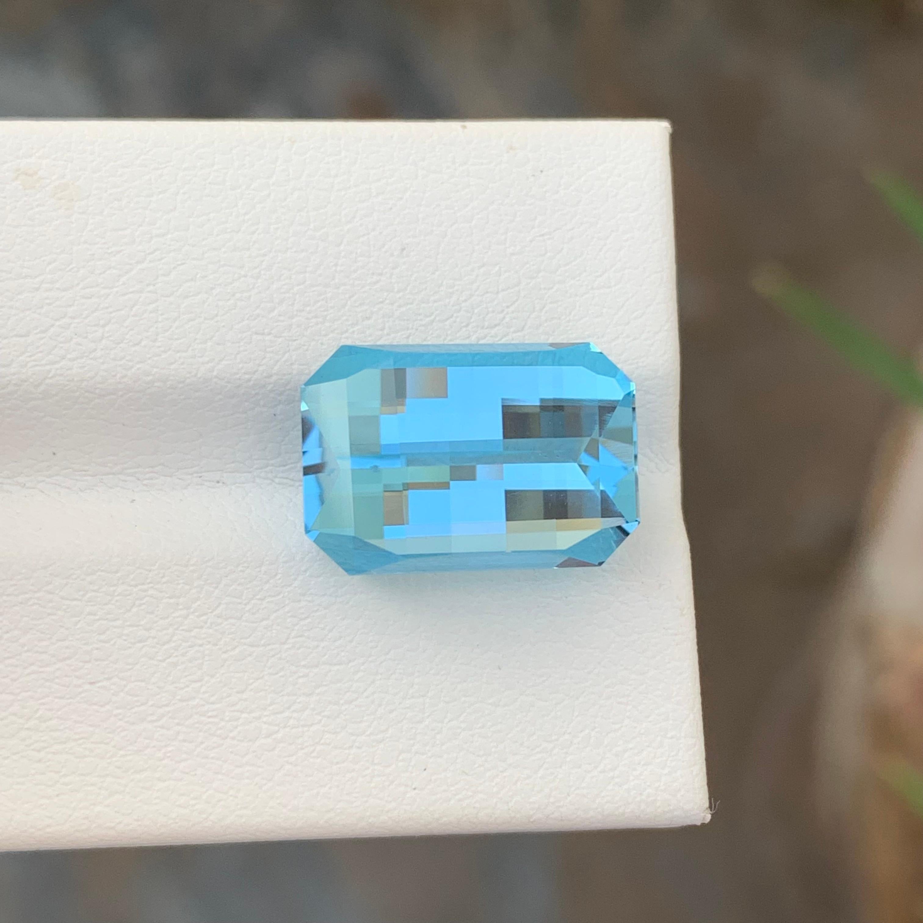 13,90 Carati Taglio Pixel Topazio Blu Sciolto Gemma Naturale in vendita 1