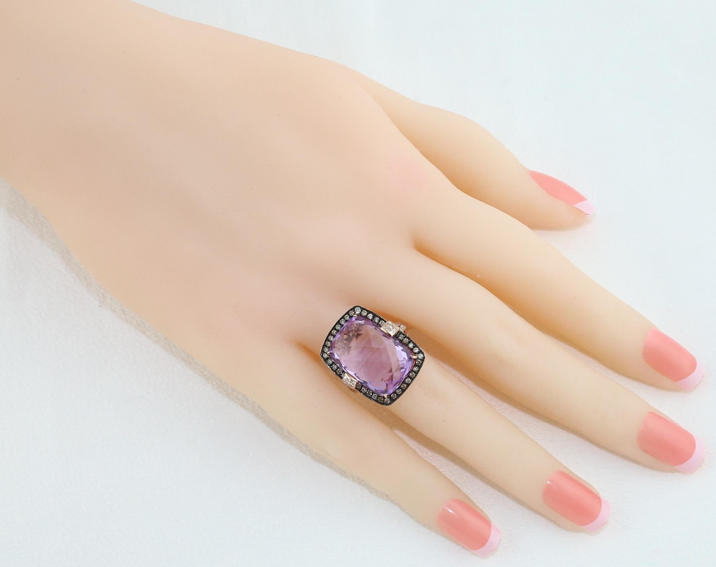 Contemporary 13.93 Carat Radiant Checkerboard Cut Amethyst Diamond Gold Ring For Sale