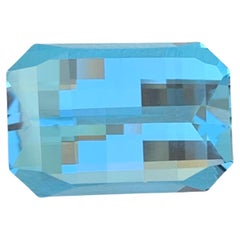 13.95 Carat Glamorous Blue Topaz Pixel Cut Gem For Necklace 