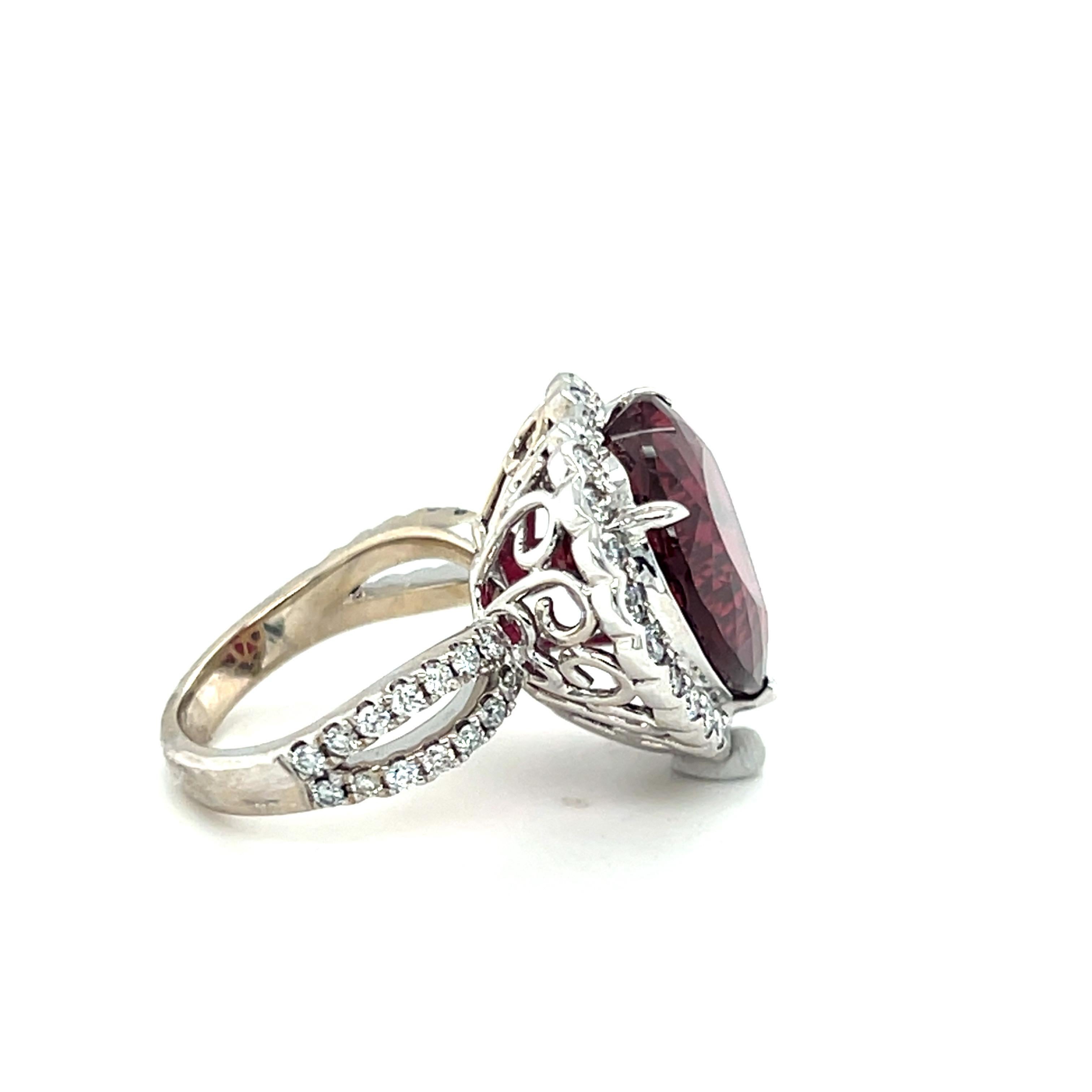 13.98 Carat Heart Cut Rubellite Tourmaline Diamond Cocktail Ring In New Condition For Sale In Trumbull, CT