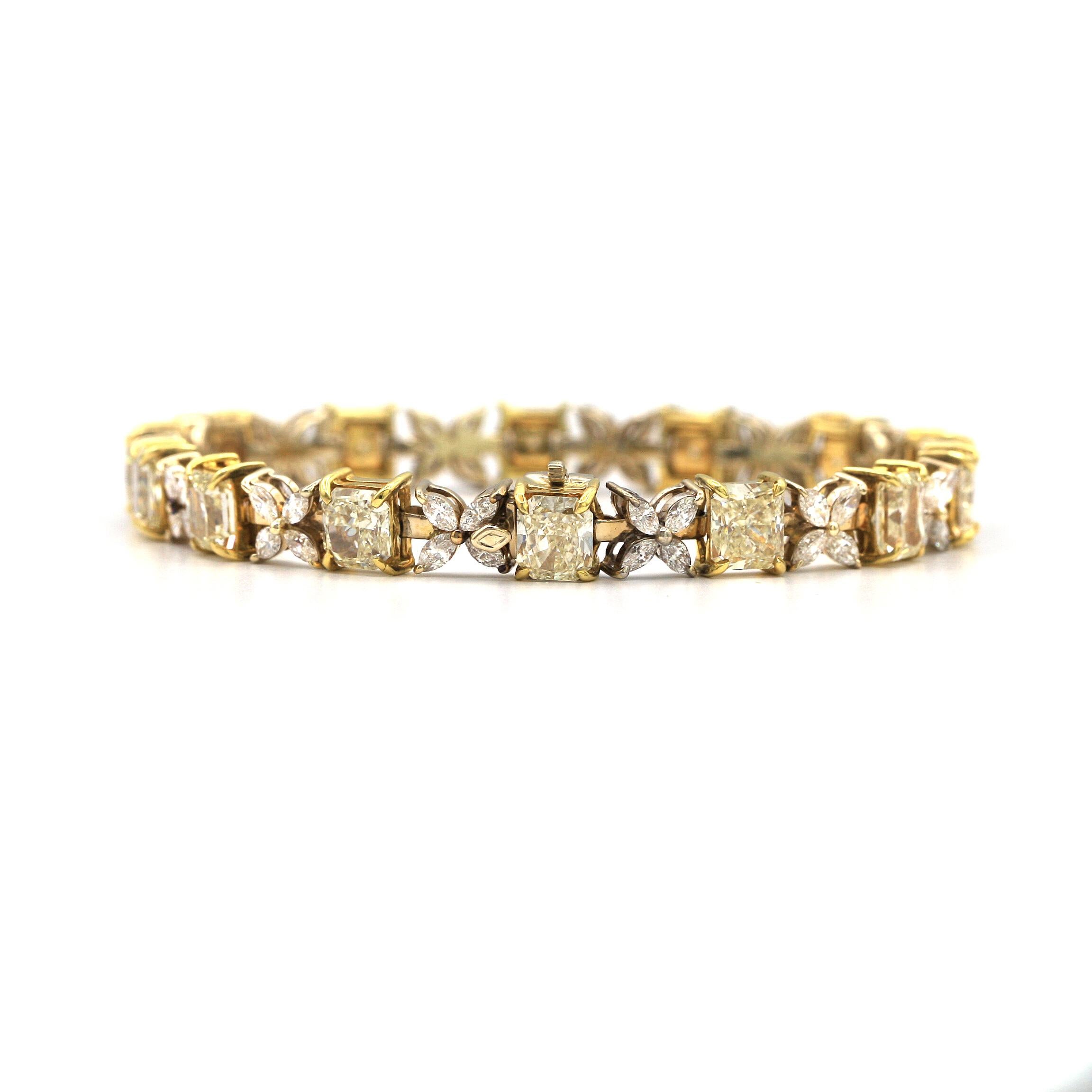 Radiant Cut 13.99 Carat Radiant Fancy Yellow and White Diamonds Bracelet in 18 Karat For Sale