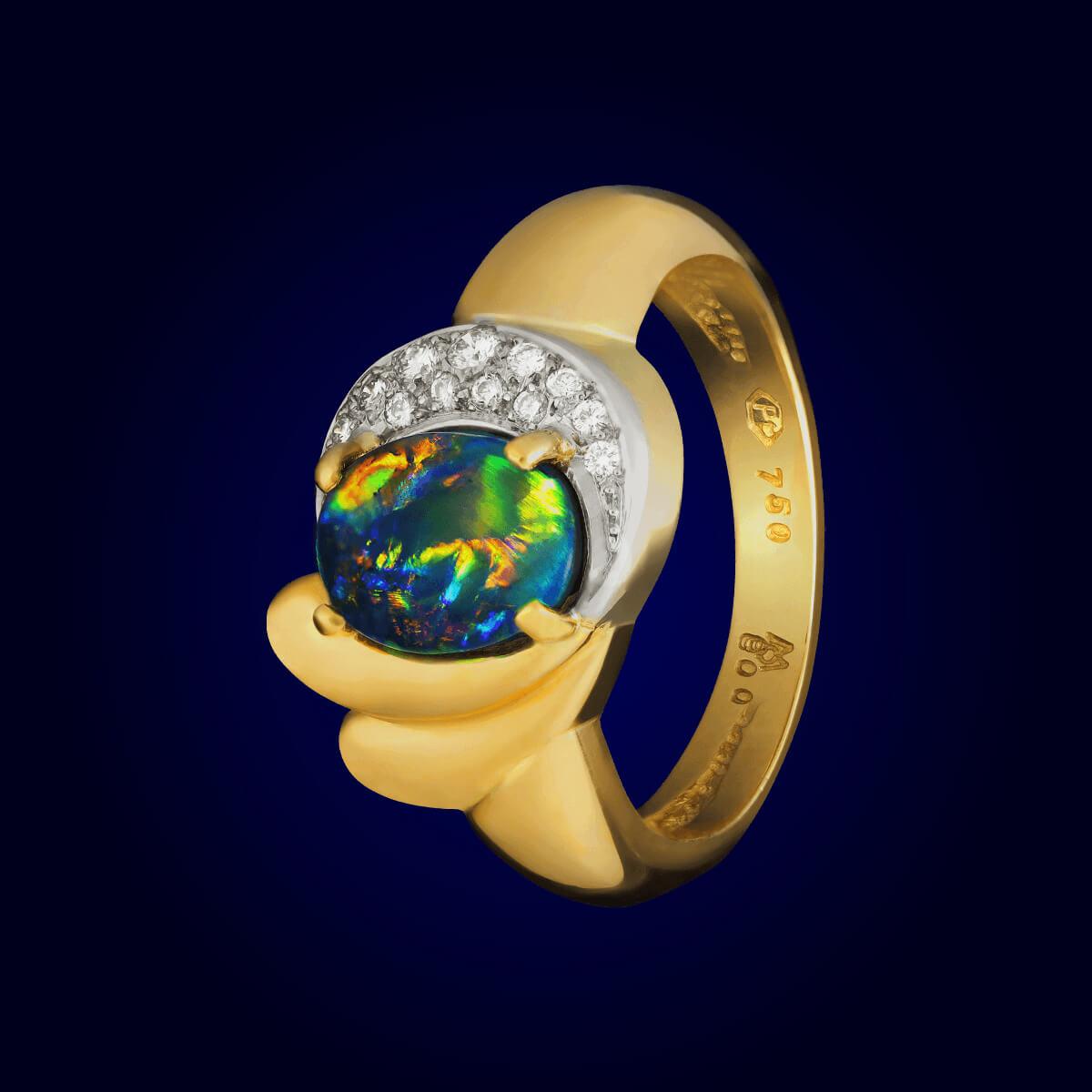 1.39ct Australian Black Opal, Diamond, 18K Yellow Gold & Platinum Ring In New Condition For Sale In MAIN BEACH, QLD
