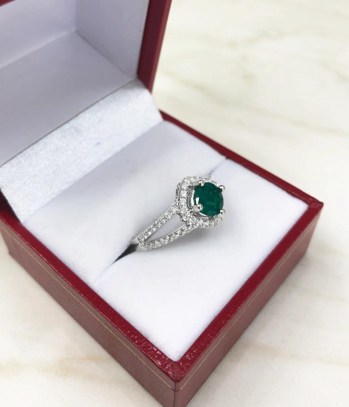 Women's 1.39tcw 14K Colombian Emerald-Round Cut & Diamond Halo Statement Ring For Sale