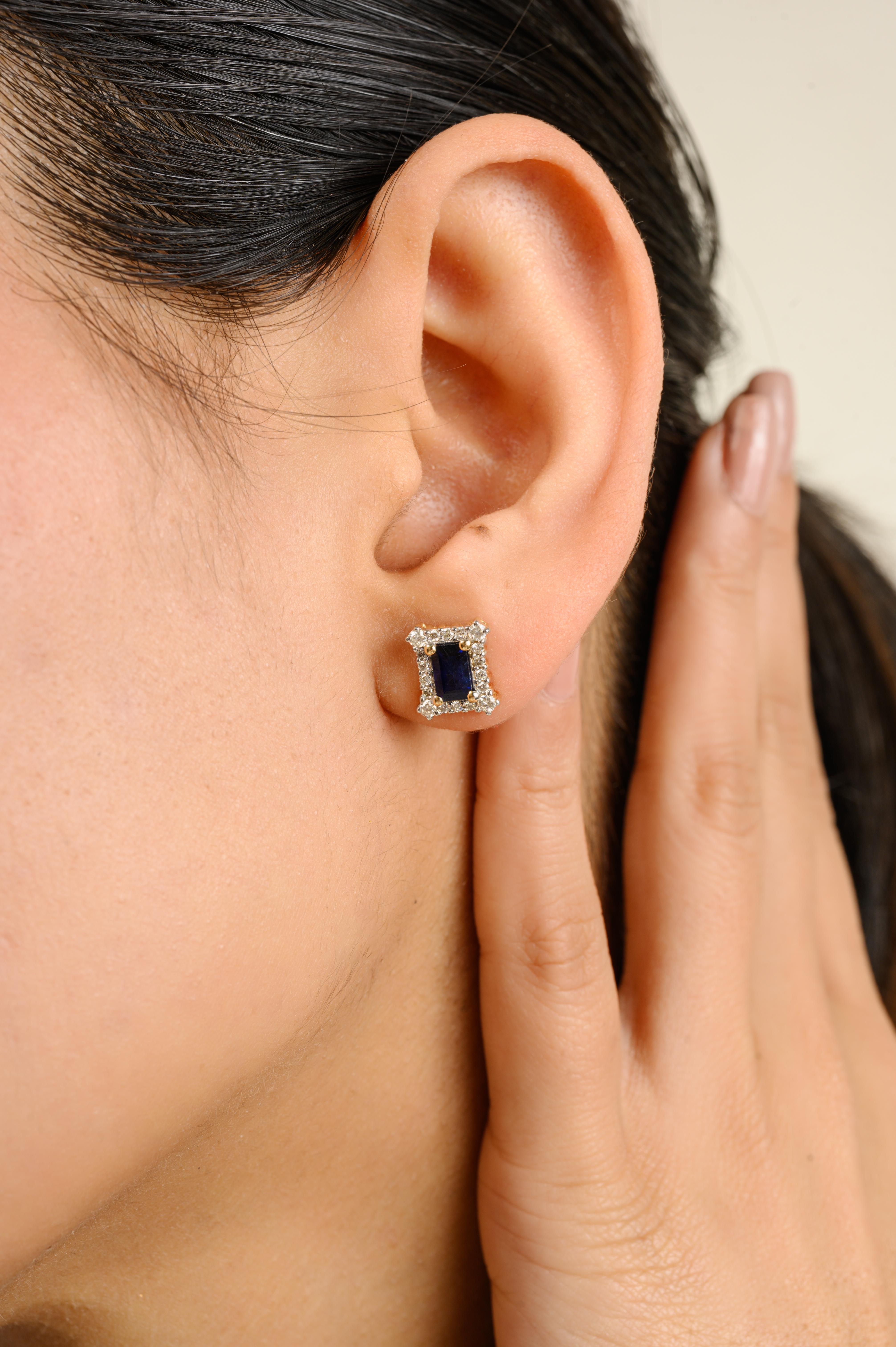 1.3Carat Octagon Cut Blue Sapphire Halo Diamond Stud Earrings in 14k Yellow Gold In New Condition For Sale In New York, NY