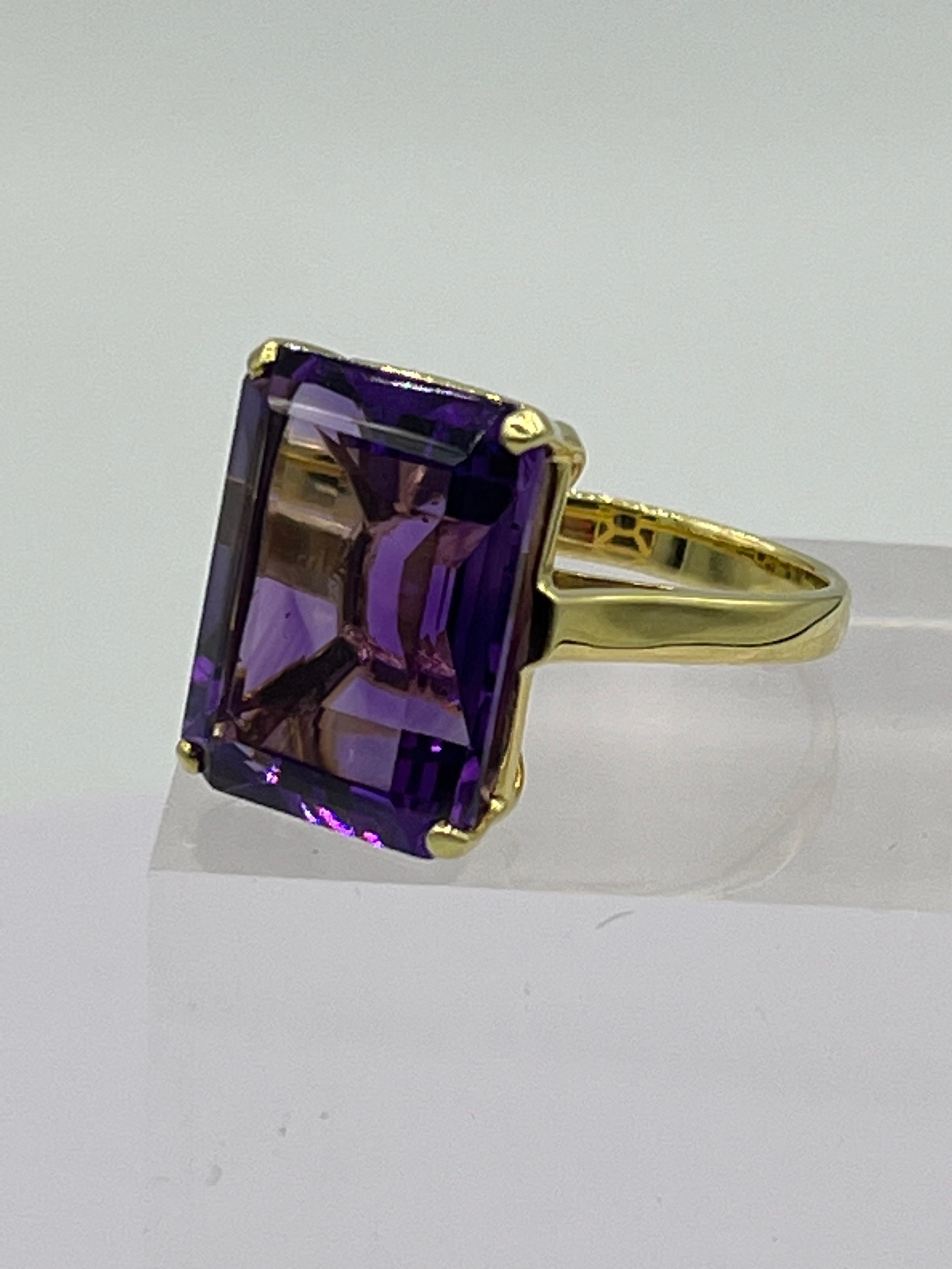 13ct Amethyst Ring in 14 K Gold In New Condition For Sale In Bad Kissingen, DE