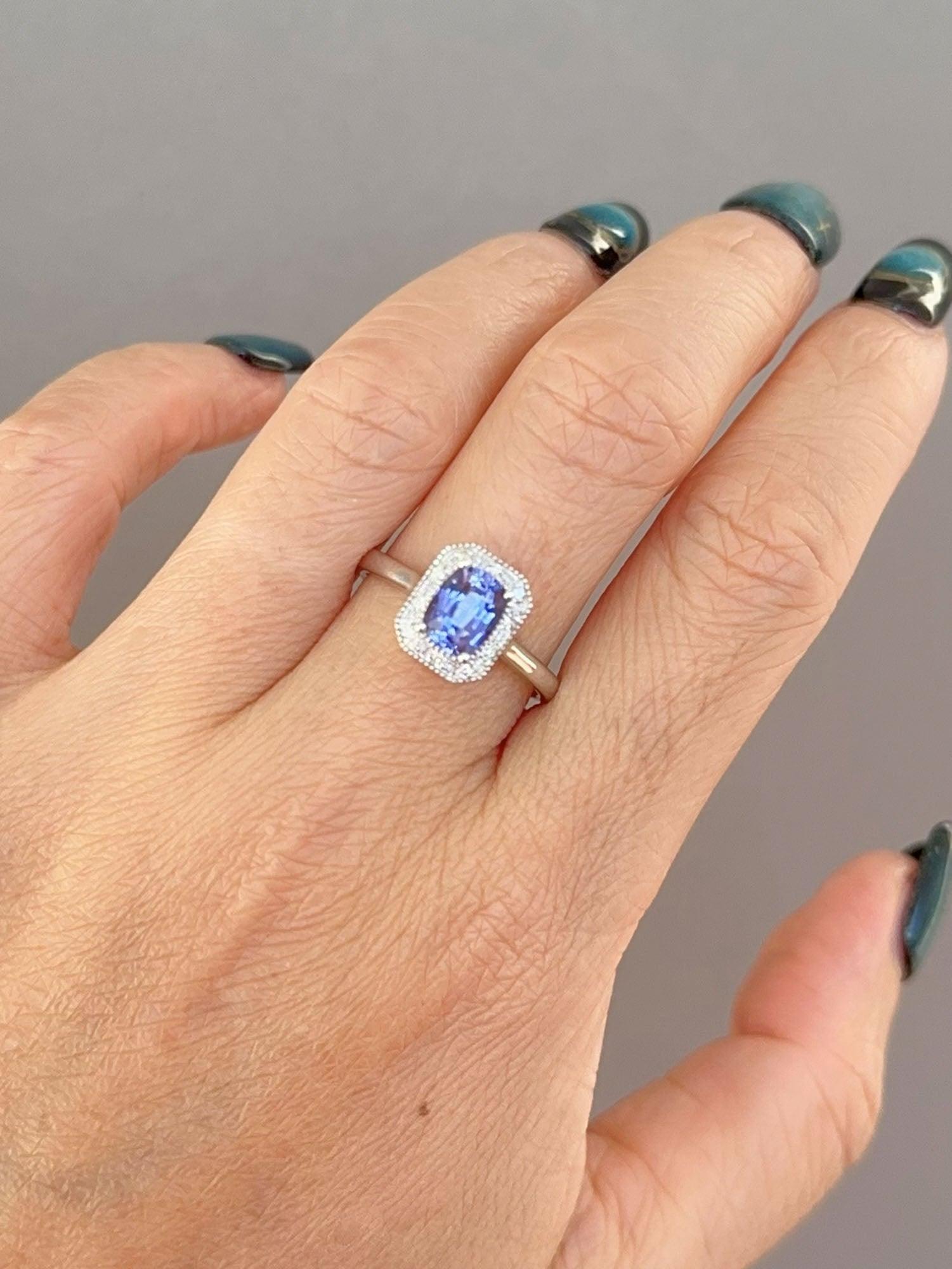 Women's or Men's 1.3ct Lavender Sapphire with Diamond Halo Engagement Ring 14K White Gold R6753 For Sale