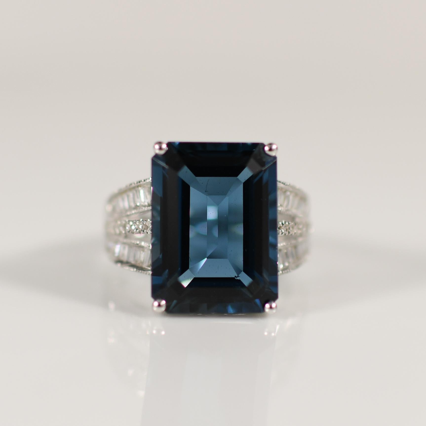 13ctw London Blauer Topas im Smaragdschliff 14K Weißgold 3