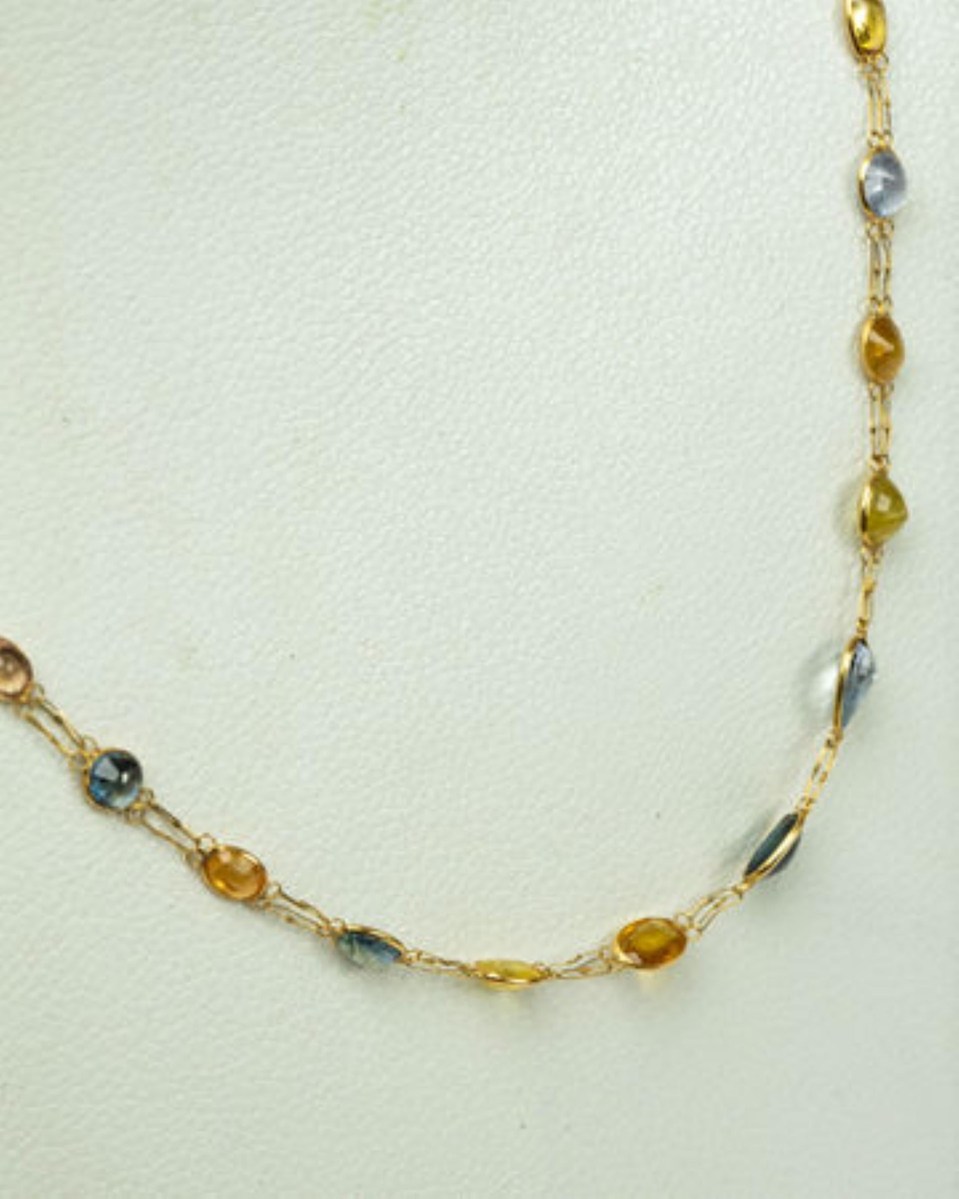 13ctw Multicolor Sapphire and Emerald 18k Gold Dainty Link Necklace For Sale 1