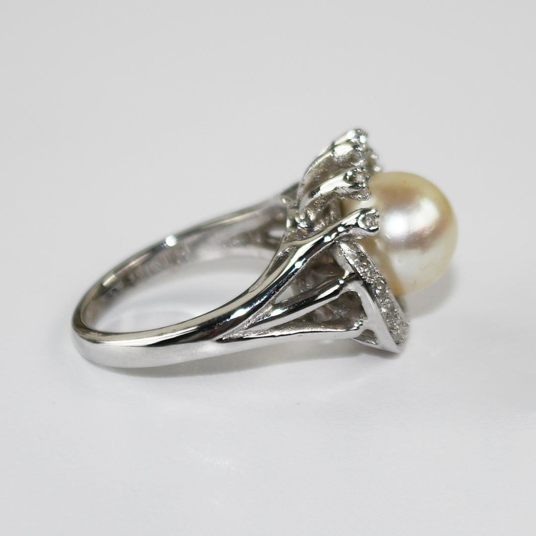 Anillo vintage de perlas y diamantes de oro blanco de 13 quilates 5,5 g Corte redondo en venta
