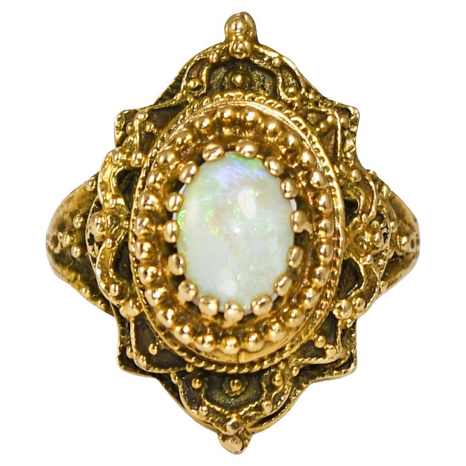 13K Yellow Gold Vintage Opal Ring 6.8g For Sale