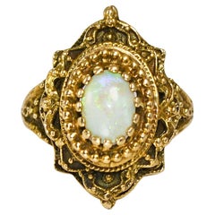 13K Yellow Gold Vintage Opal Ring 6.8g