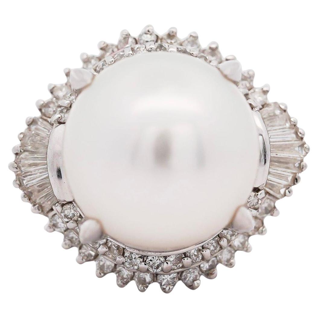 Bague ballerine en platine avec perles des mers du Sud et diamants baguettes