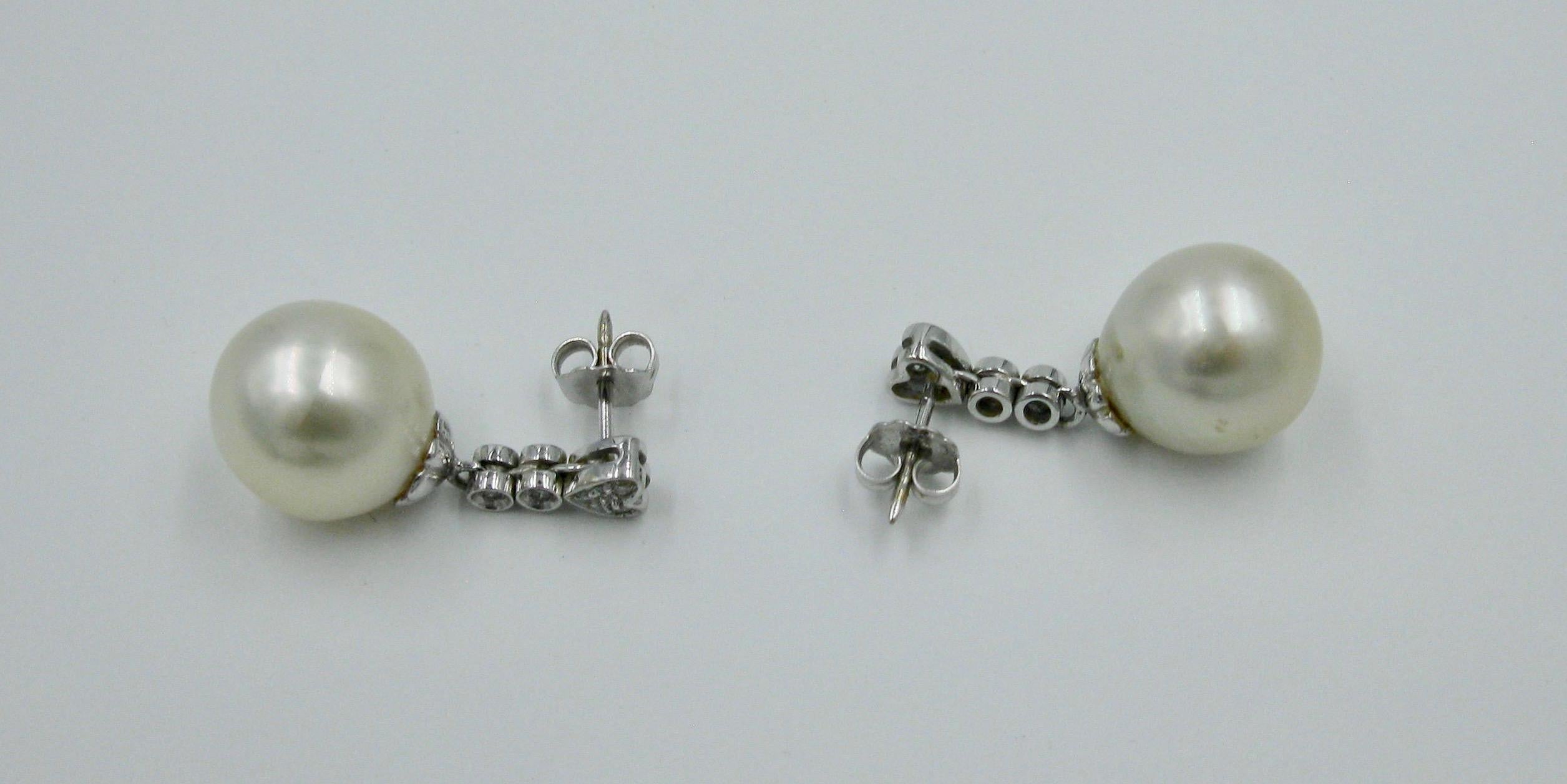 Women's South Sea Pearl Diamond 14 Karat Gold Earrings Heart Motif For Sale