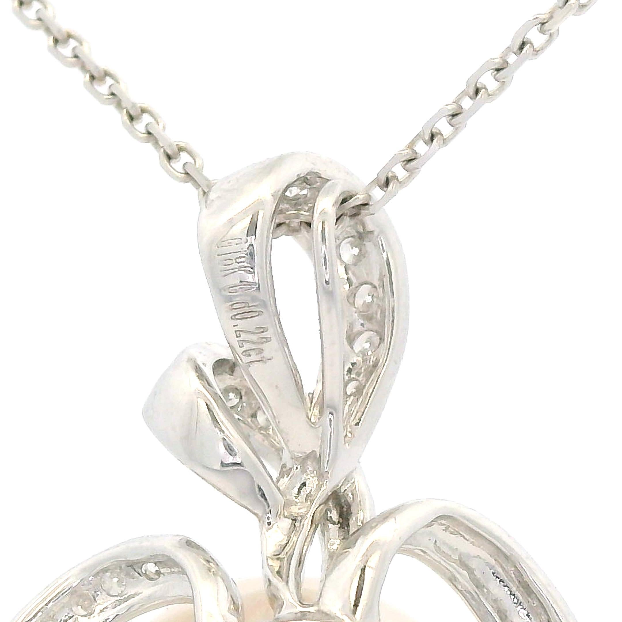 Ciondolo con diamante e perla dei mari del sud da 13 mm in oro bianco da 18 carati In condizioni Nuovo in vendita a Hong Kong, HK