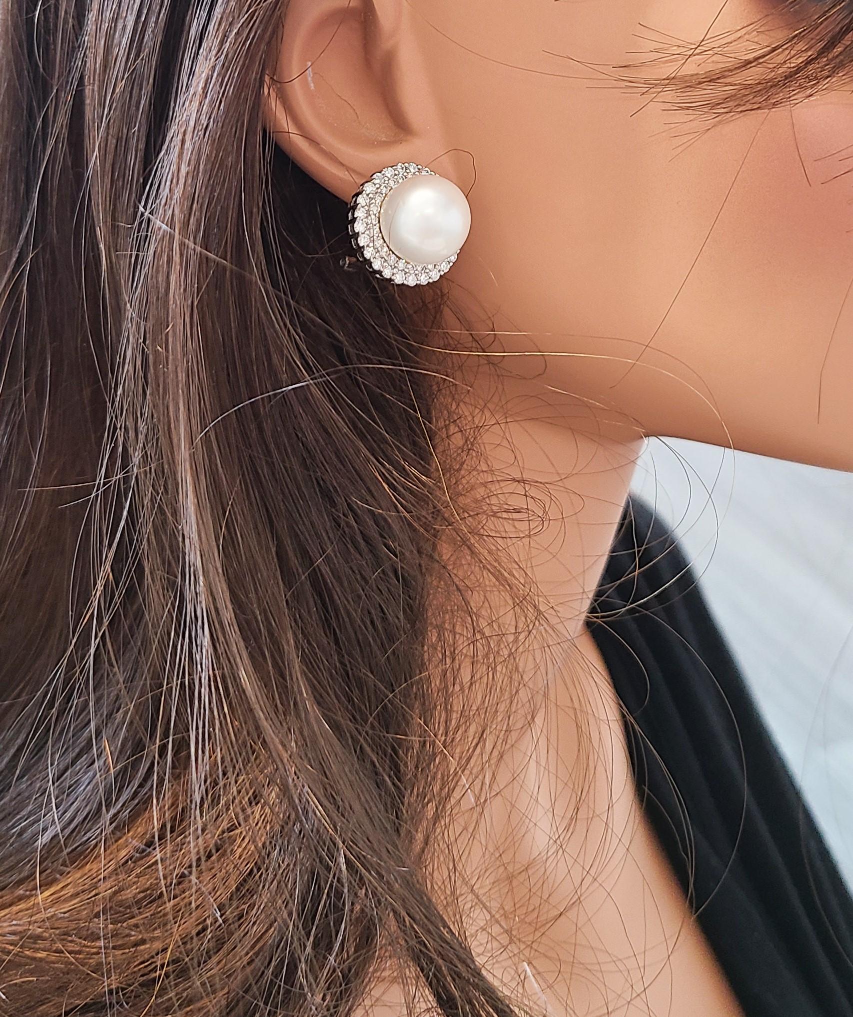 Pendientes de perlas del mar del Sur en oro blanco de 18 quilates Contemporáneo