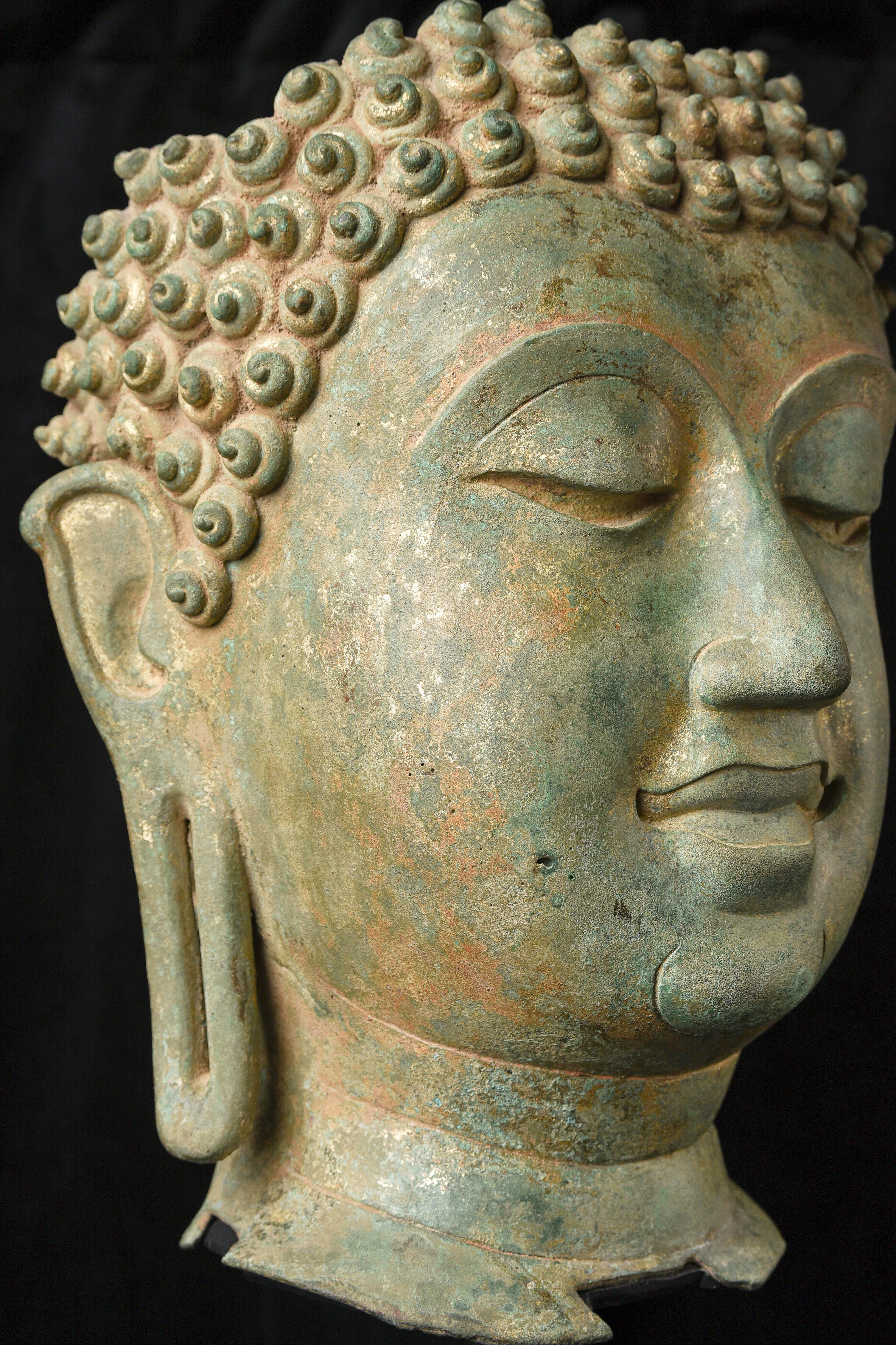 Bronze 13th/14thc Sukhothai or Northern Sukhothai Walking Buddha Head, Museum Quality For Sale