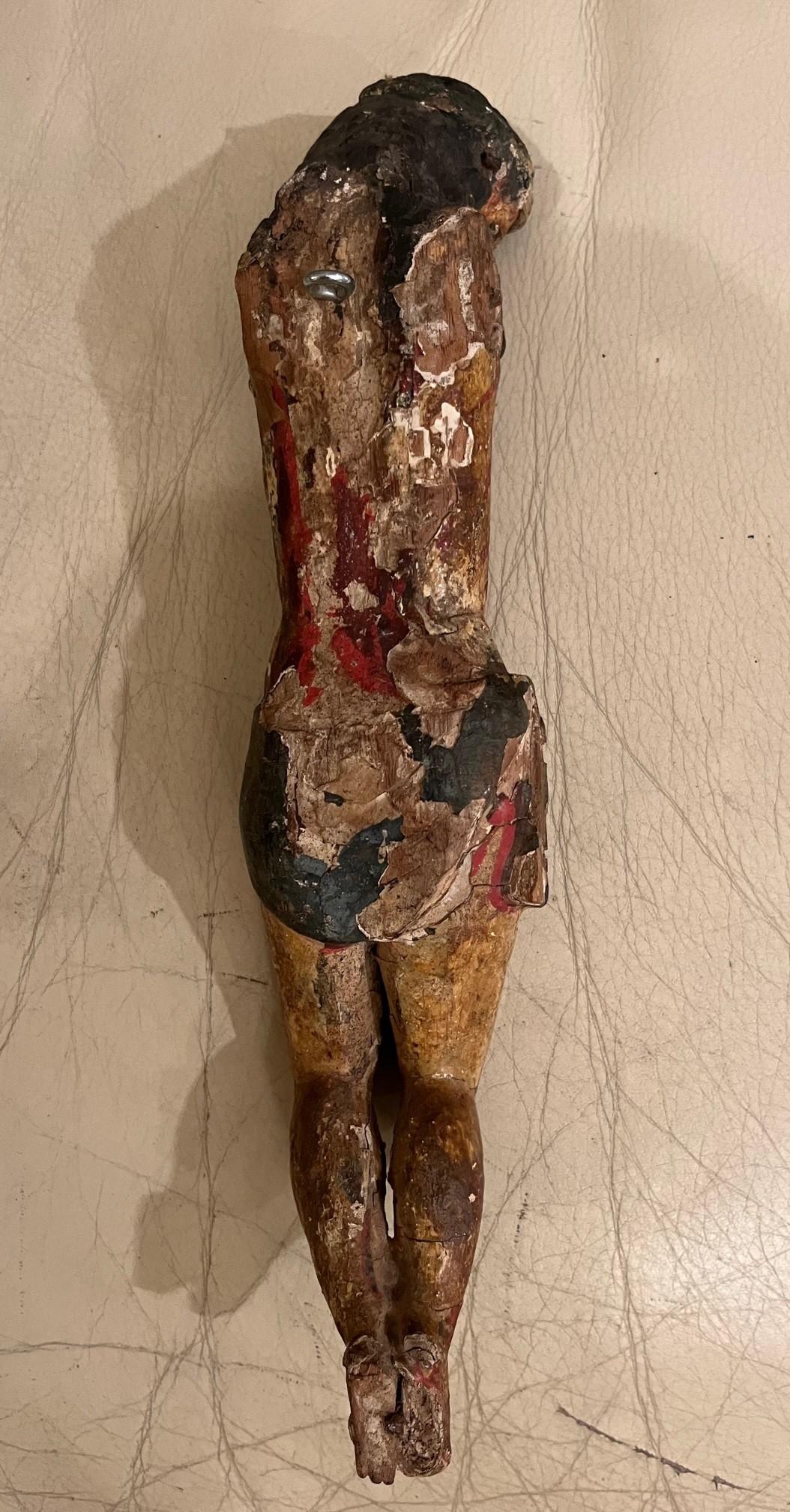  Holzgeschnitzte polychrome Holzskulptur des Corpus Christi aus der Periode des 13. Jahrhunderts im Angebot 5