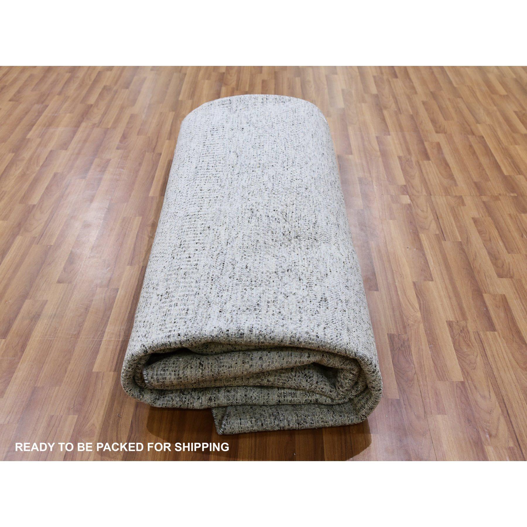 13'x13' Gainsboro Grauer handgeknüpfter runder Teppich aus organischer, unbefärbter Wolle in Grasdesign im Angebot 2