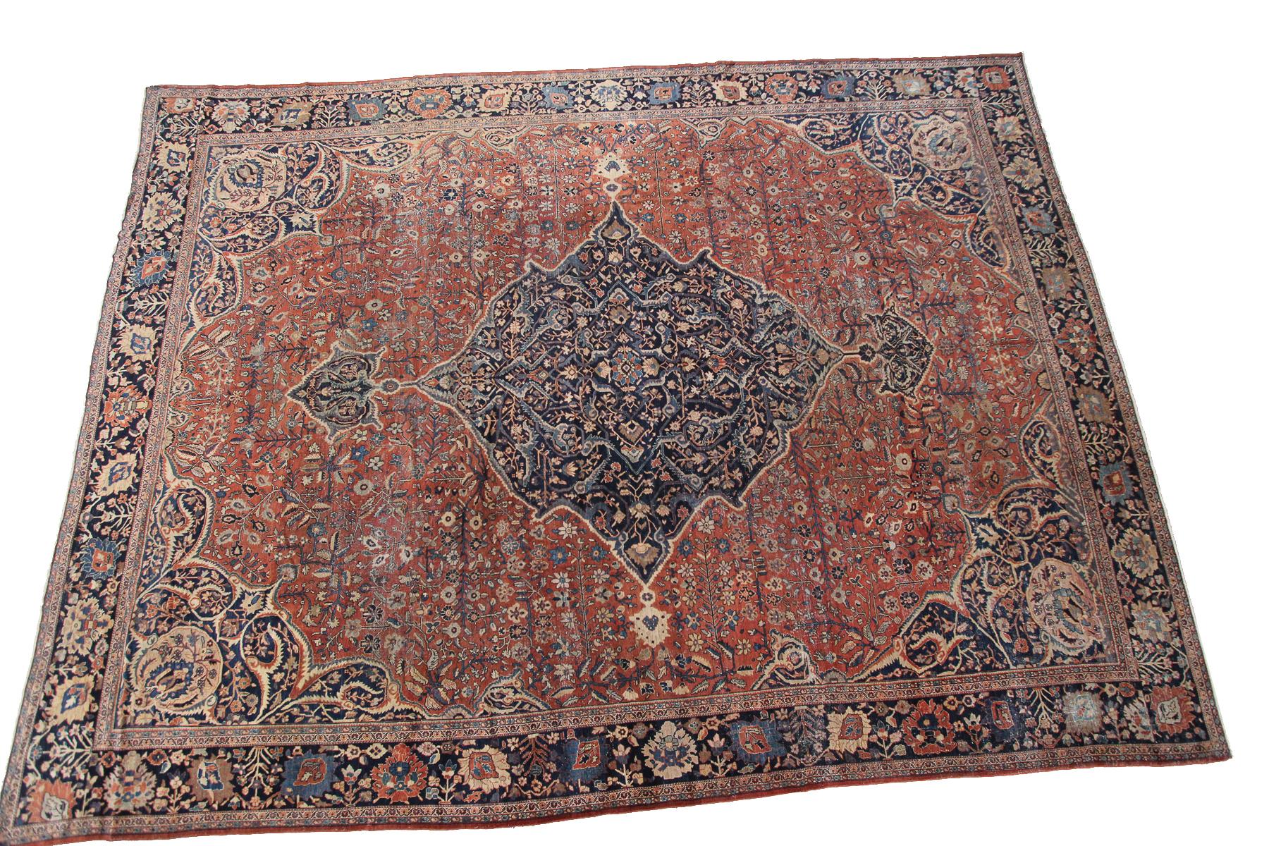 Perse Grand tapis persan ancien de grande taille - Tapis persan ancien Farahan surdimensionné en vente
