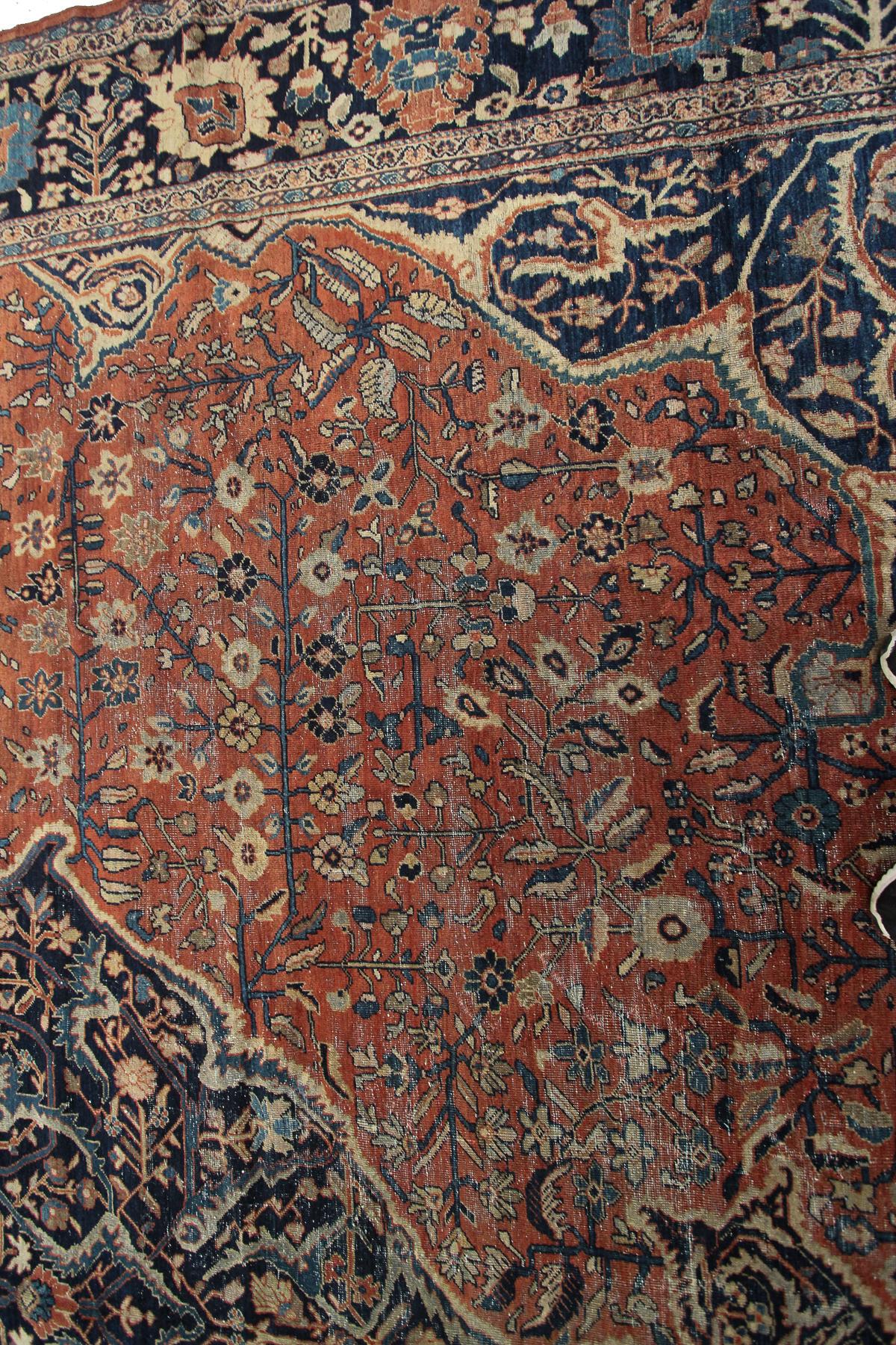 Grand tapis persan ancien de grande taille - Tapis persan ancien Farahan surdimensionné en vente 1