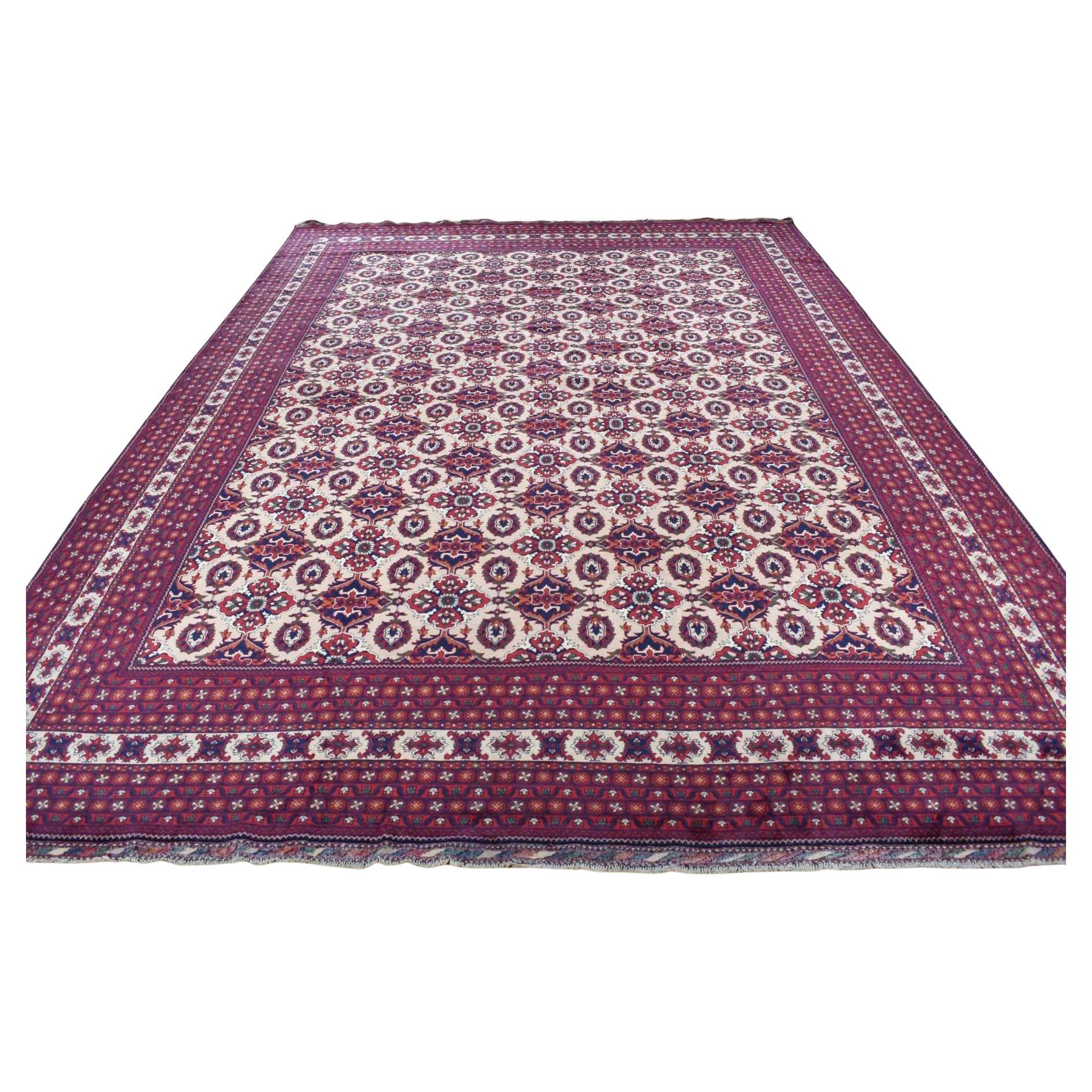 13'x19'4" Knochenweißer übergroßer afghanischer Khamyab Teppich aus handgeknüpfter reiner Wolle im Angebot