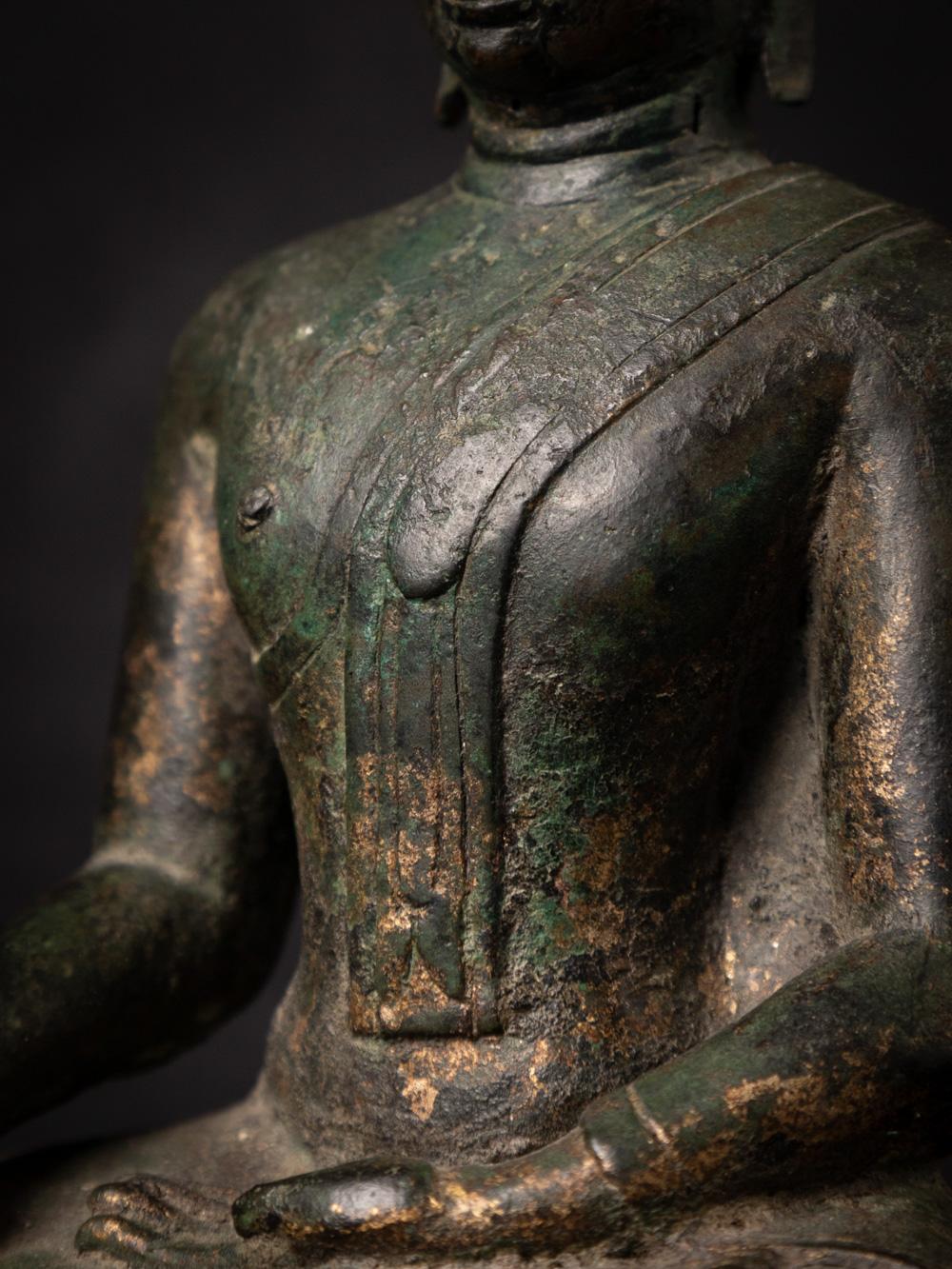 14-15th century antique bronze Thai Buddha statue in Bhumisparsha Mudra 11