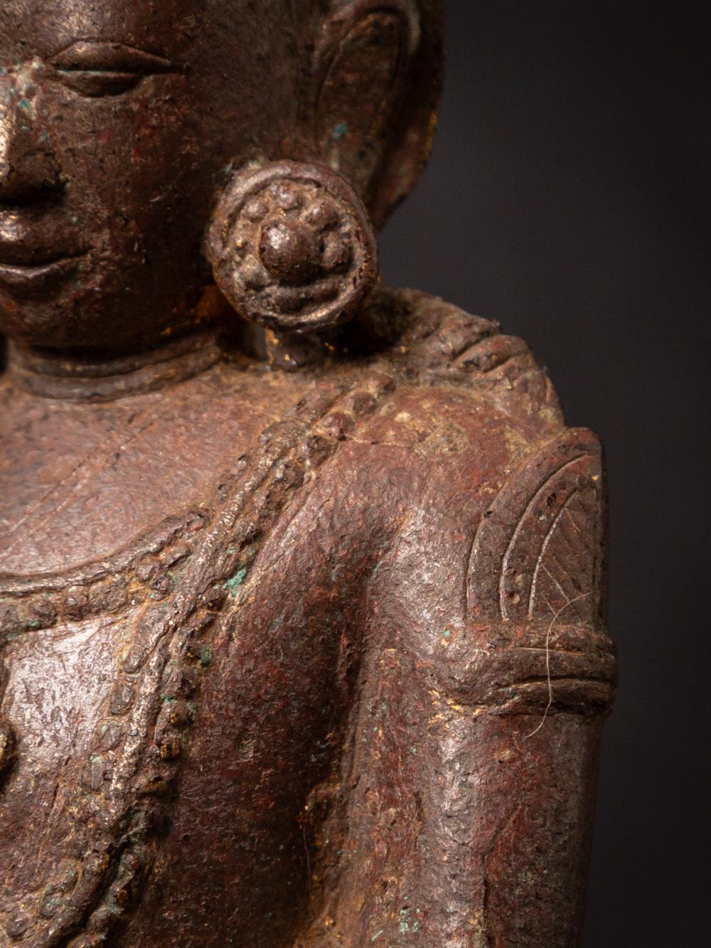 Speziale antike Arakan-Buddha-Statue aus Bronze aus Burma aus dem 14.-15. Jahrhundert im Angebot 7