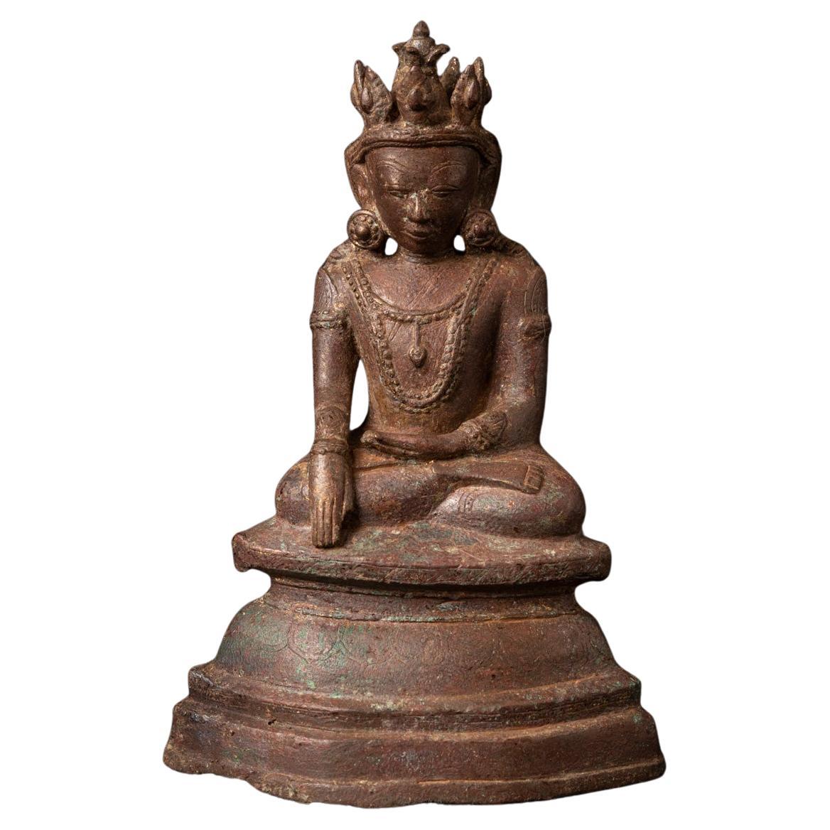 14-15th century Special Antique Bronze Arakan Buddha Statue from Burma For Sale