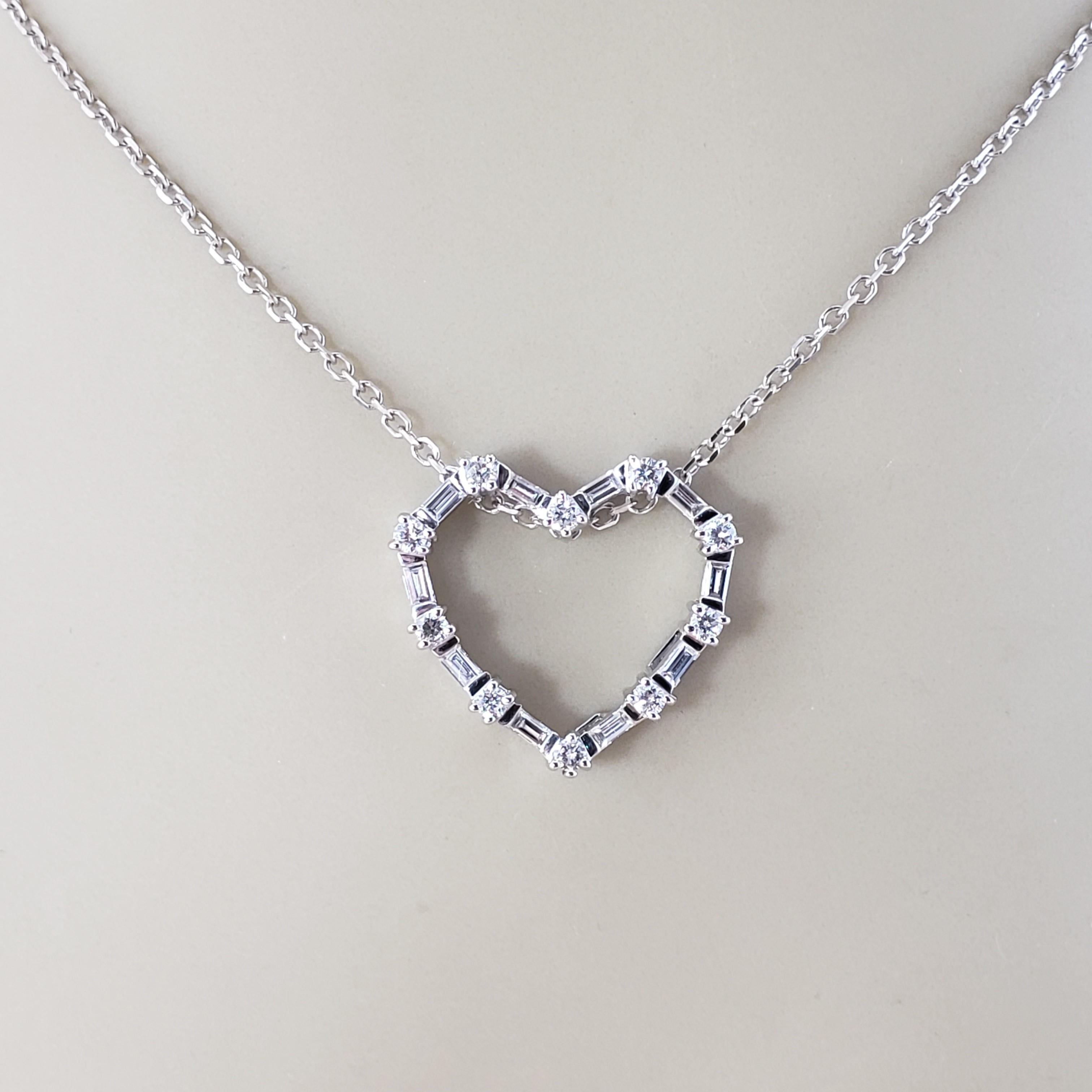  14/18 Karat White Gold Diamond Heart Pendant Necklace #15574 For Sale 3