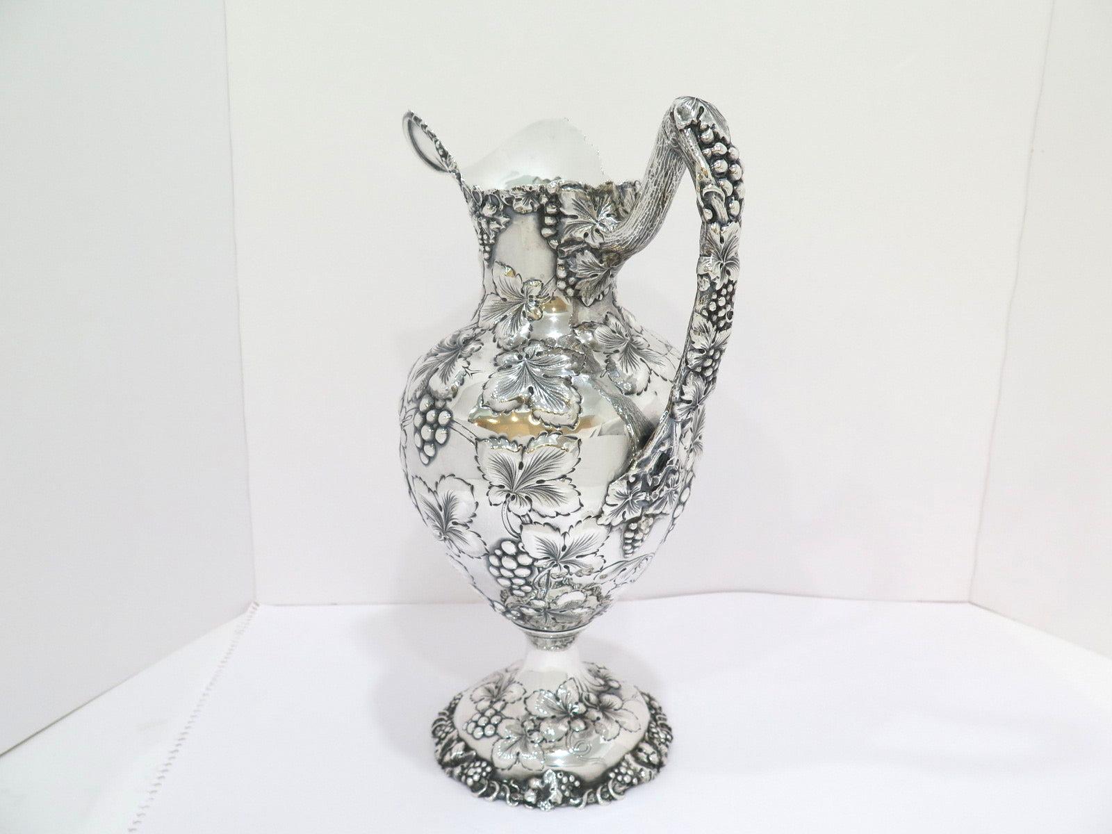 Sterling Silver J.F. Fradley & Co. Antique Grapevine Ewer In Good Condition For Sale In Brooklyn, NY