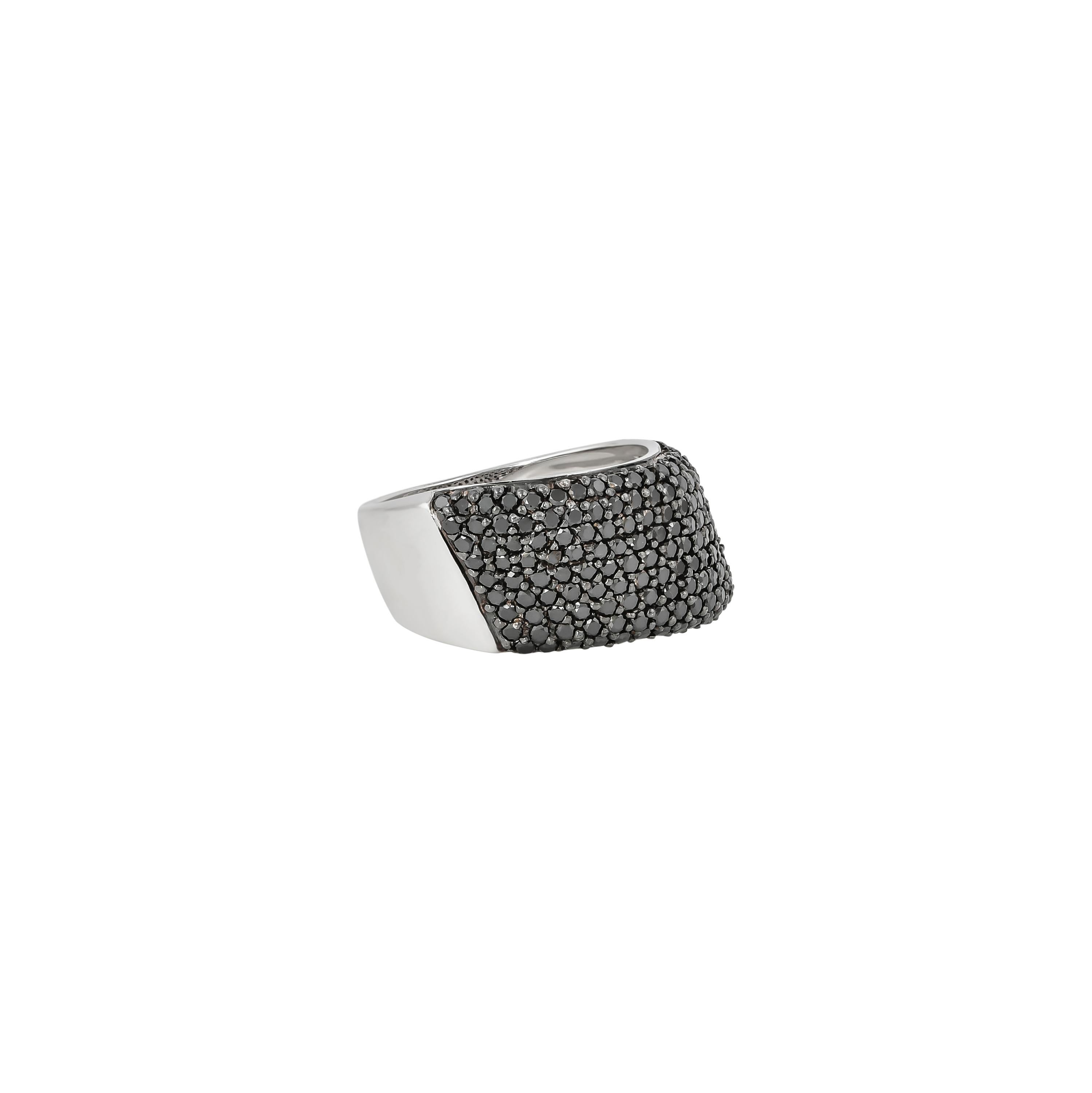 Contemporary Sunita Nahata Black Diamond 1.40ct. Fancy Ring in 14Karat White Gold. For Sale