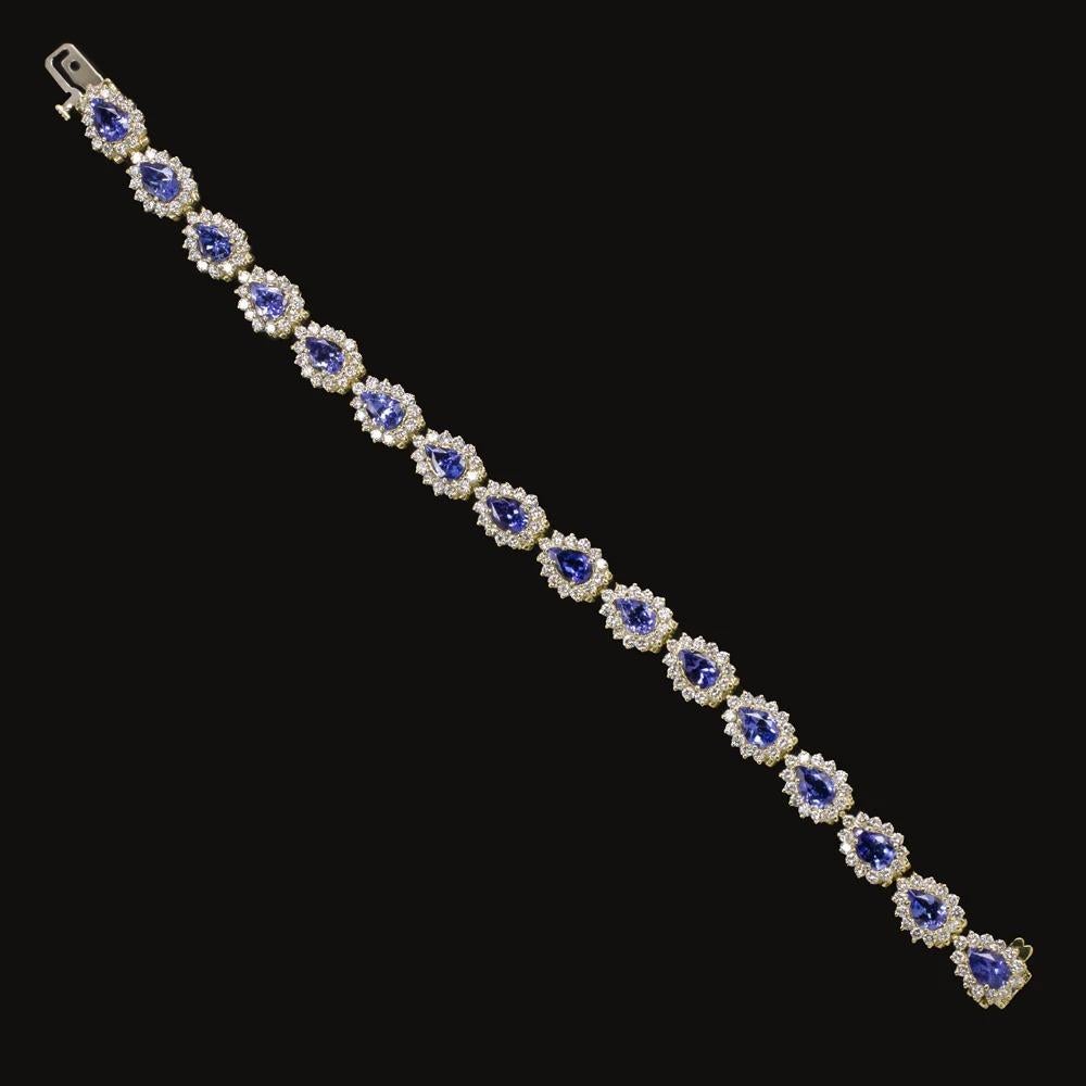 Round Cut 14 Carat Blue Tanzanite Diamond 18 Carat Yellow Gold Bracelet For Sale