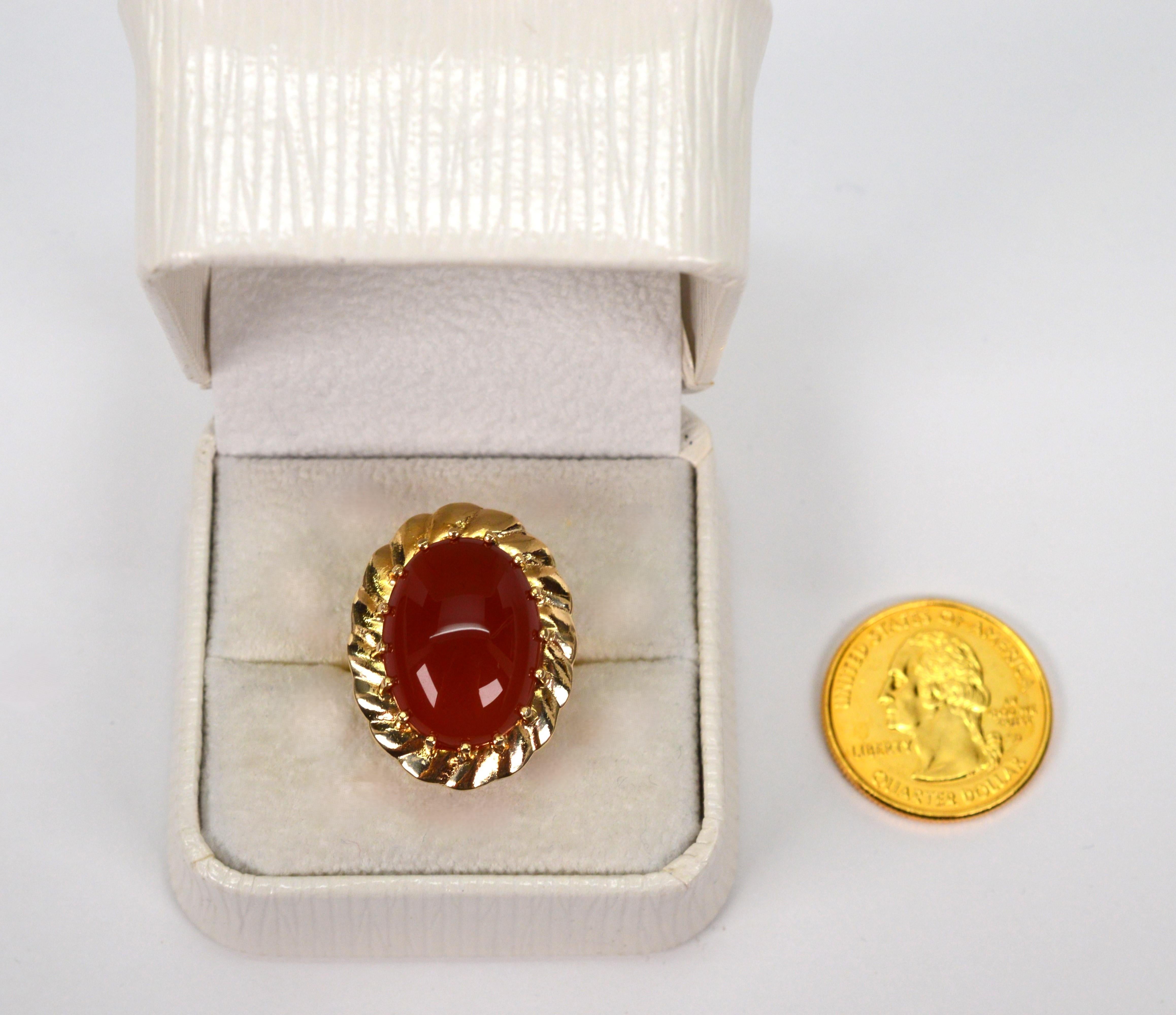 Statement-Cocktailring aus 14 Karat Gelbgold mit 14 Karat Karneol-Cabochon 3