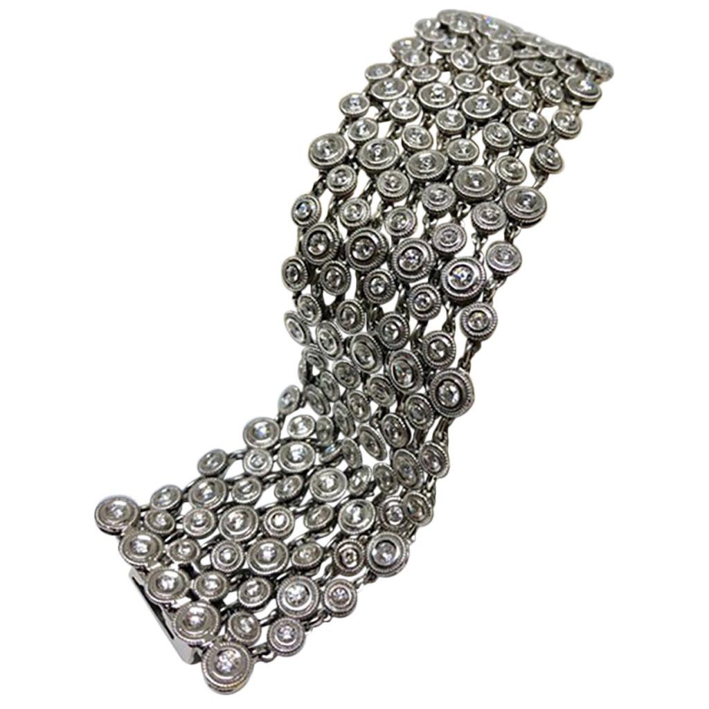 Stunning Diamond Bracelet 14 Karat For Sale