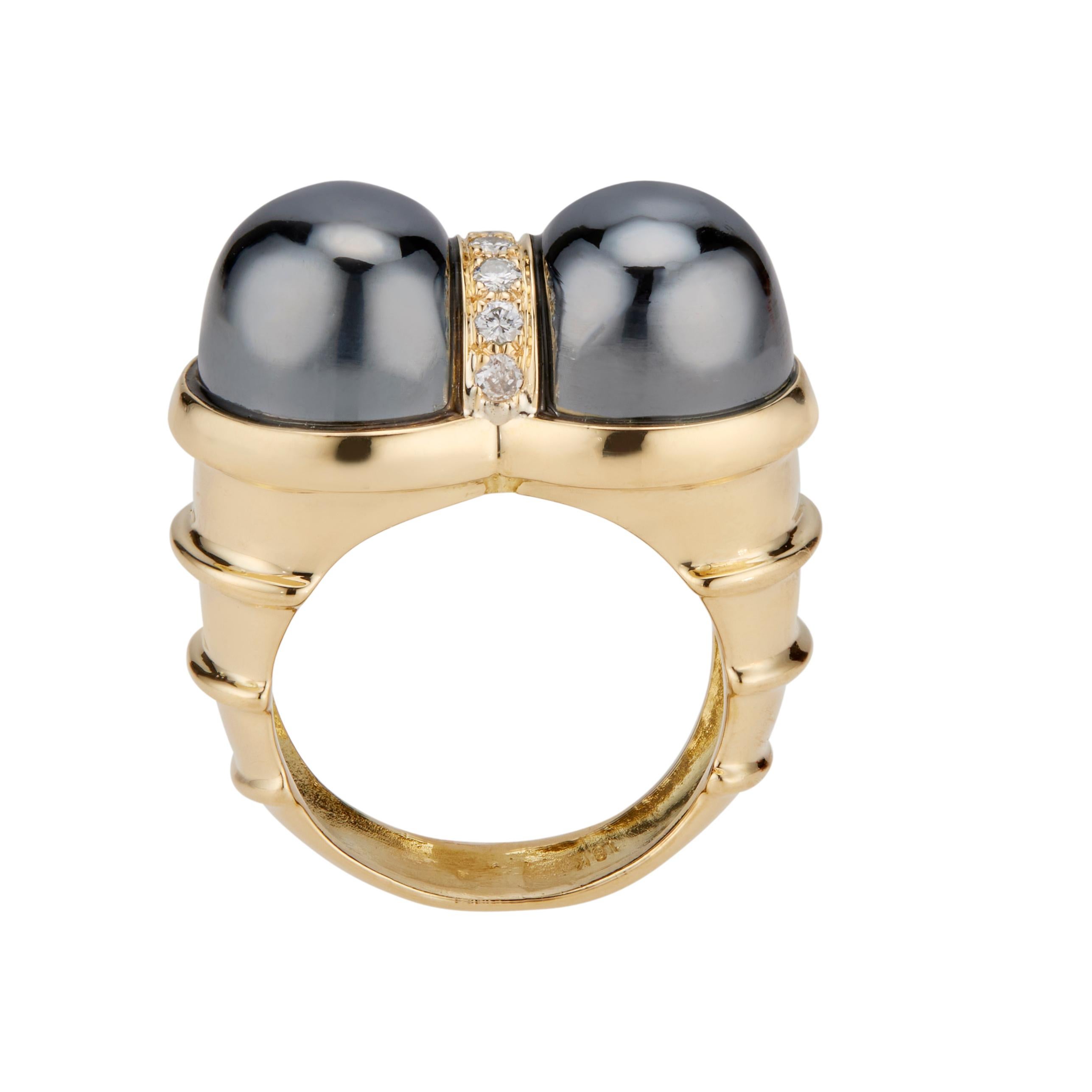 Round Cut .14 Carat Diamond Hematite Bead Yellow Gold Cocktail Ring For Sale