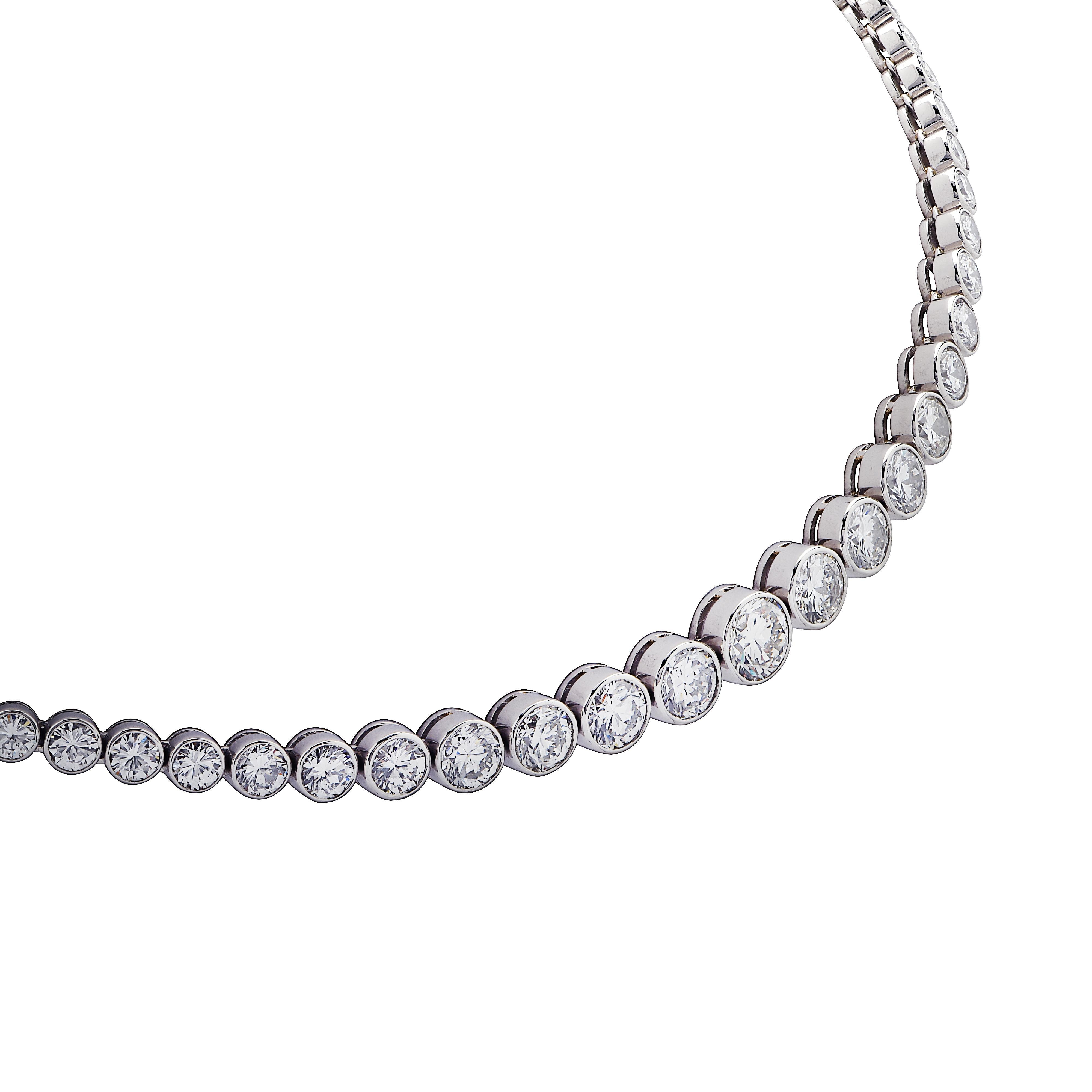 Round Cut 14 Carat Diamond Platinum Riviere Necklace