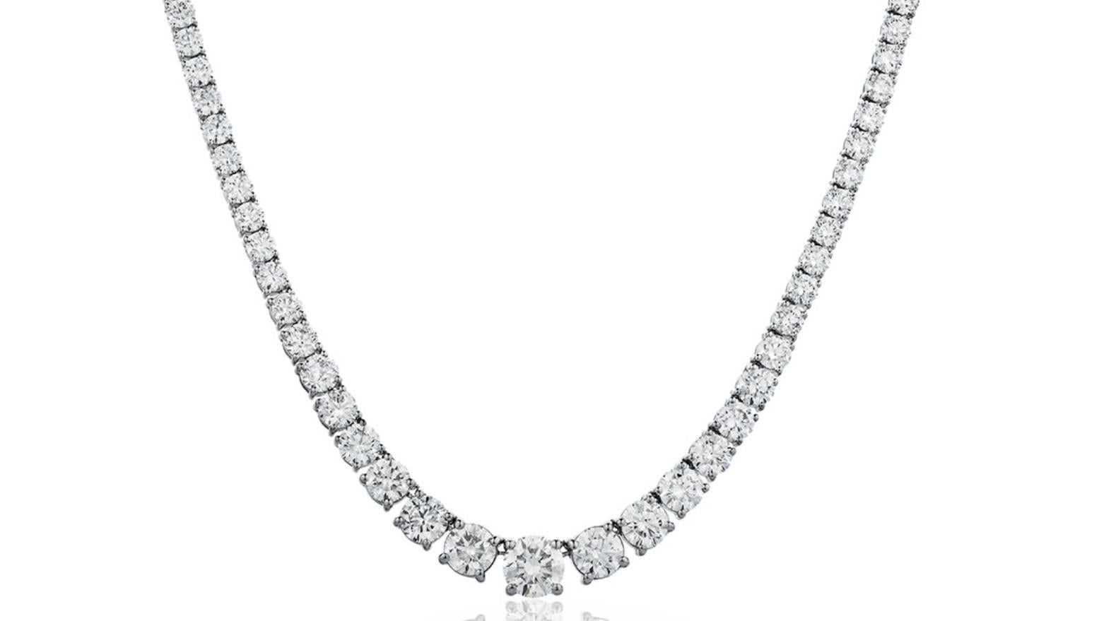 Modern 14 Carat Diamond Tennis Necklace 18 Karat White Gold 4 Claws Set Line Riviera For Sale