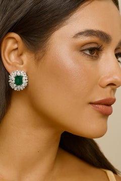 14 Carat Emerald Cut Emerald & Diamond White Gold Vintage Clip-On Earrings